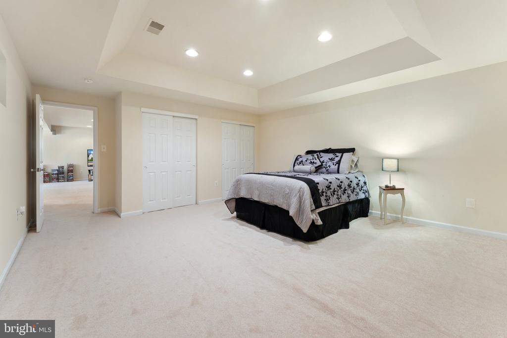 14380 Chalfont Dr