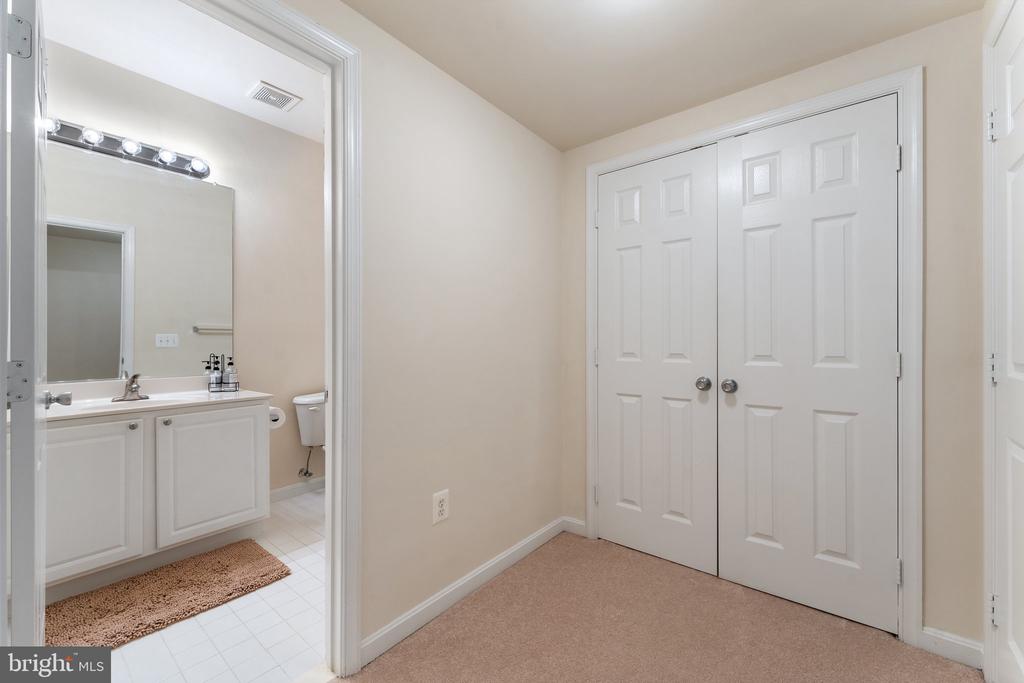14380 Chalfont Dr