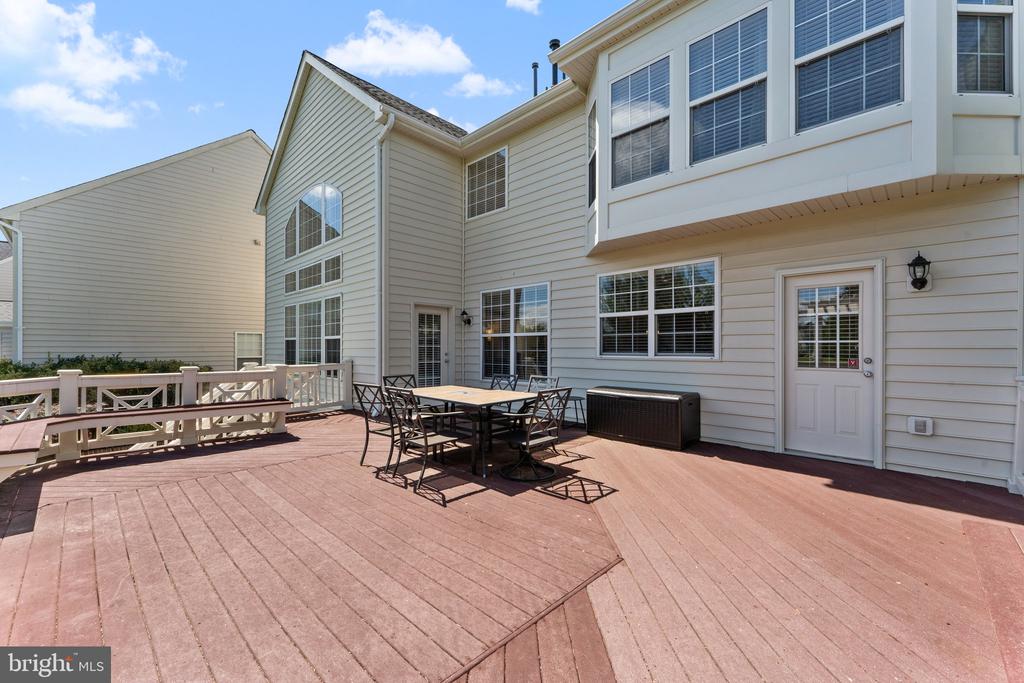 14380 Chalfont Dr