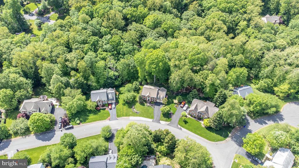 13016 Brookmead Dr