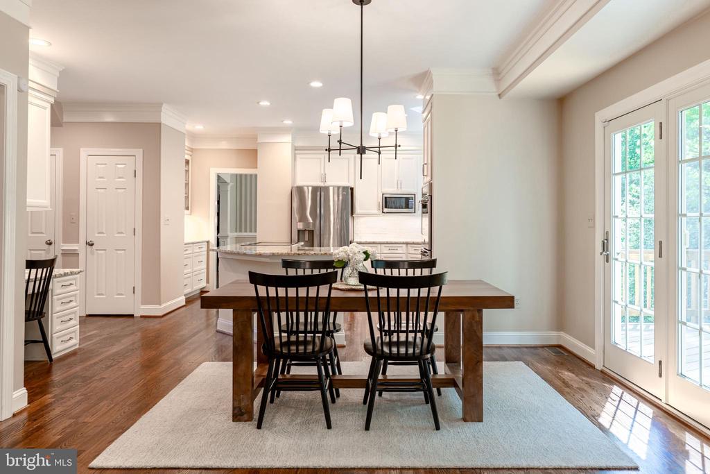 13016 Brookmead Dr
