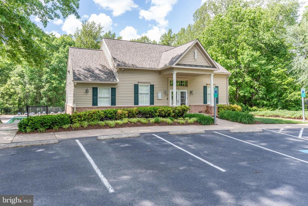 13016 Brookmead Dr