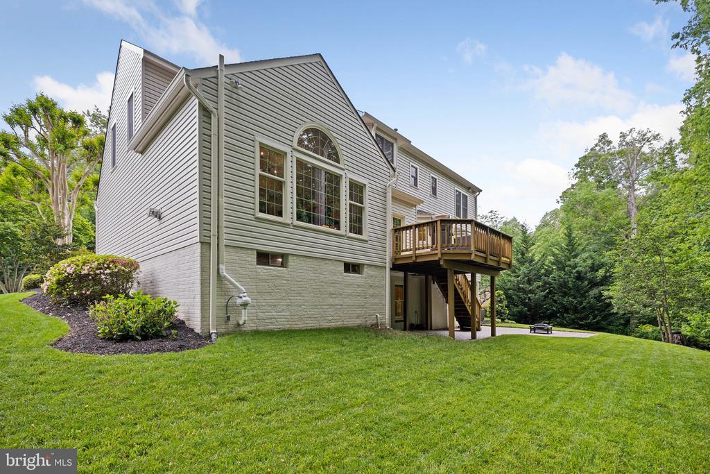 13016 Brookmead Dr