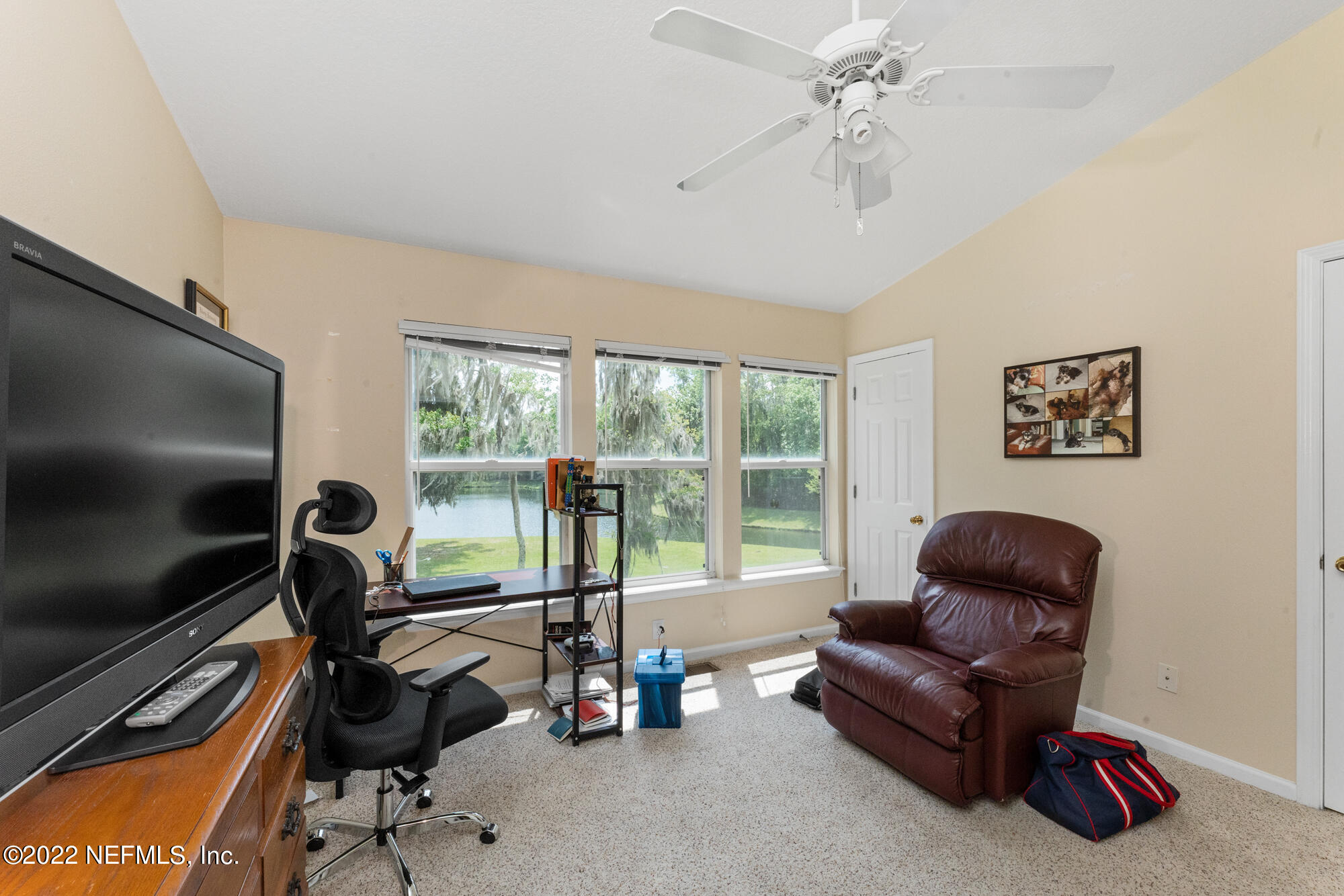 3630 TWISTED TREE LN