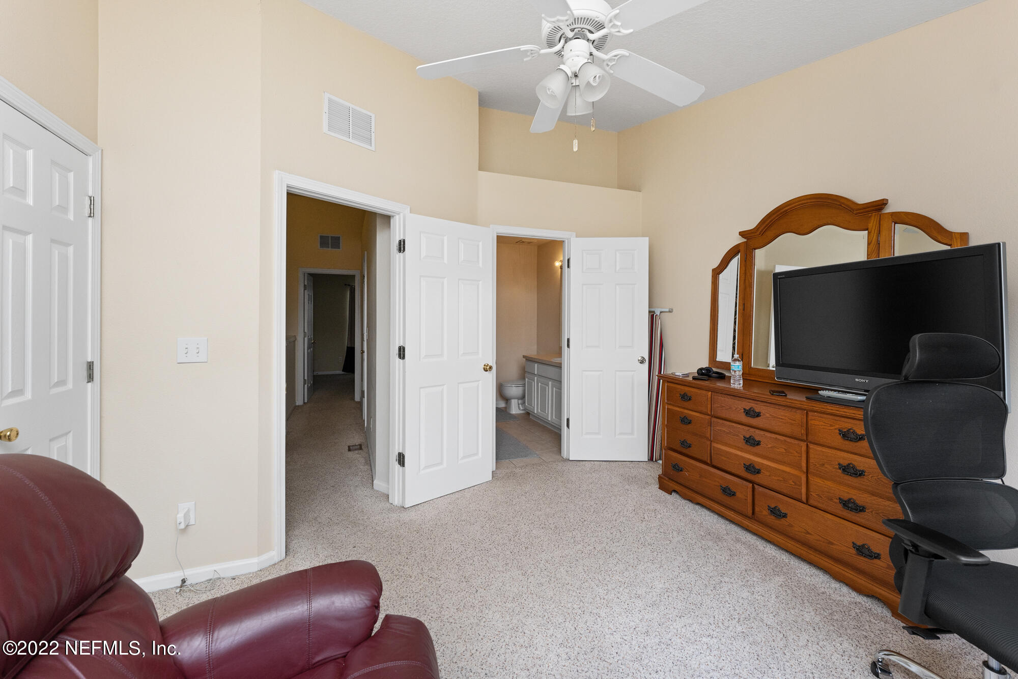 3630 TWISTED TREE LN