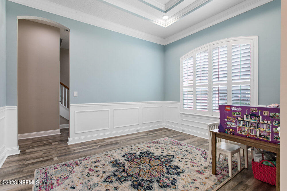 3548 WATERCHASE WAY E