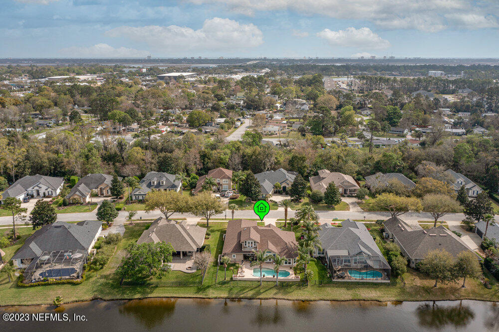 3548 WATERCHASE WAY E