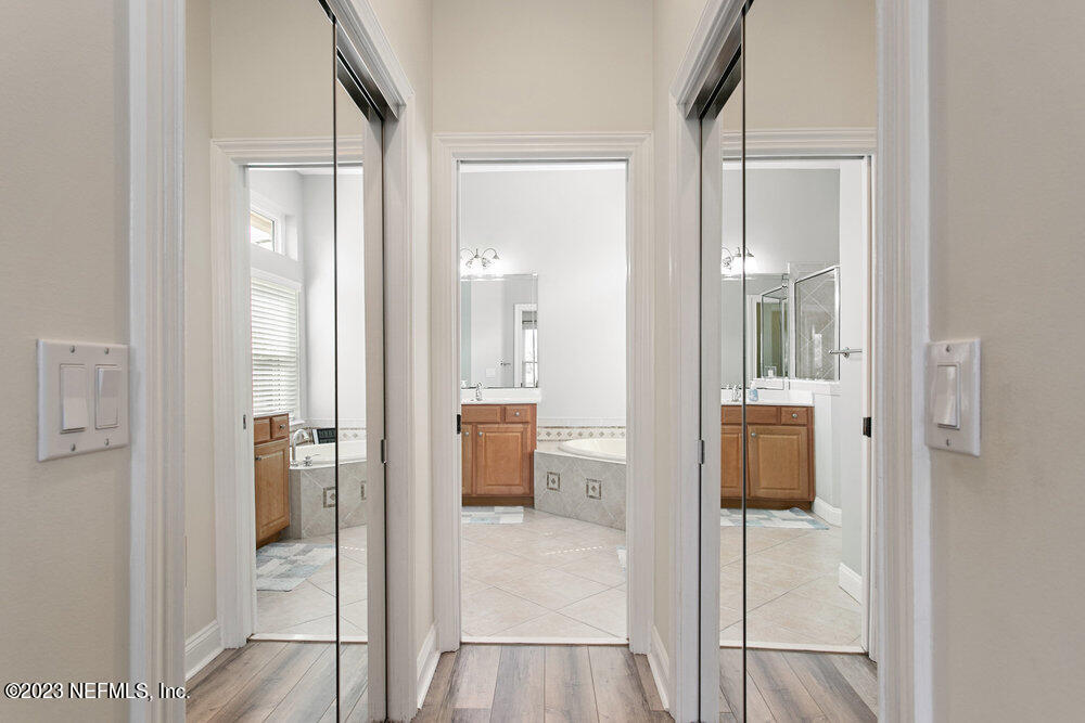 3548 WATERCHASE WAY E