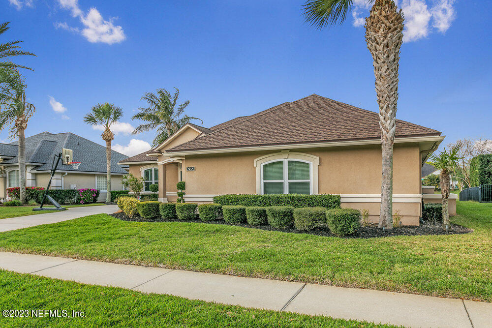 3548 WATERCHASE WAY E