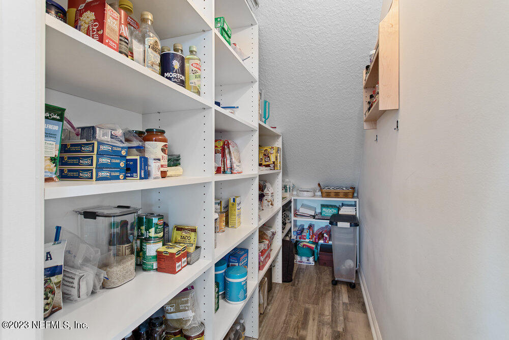 3548 WATERCHASE WAY E