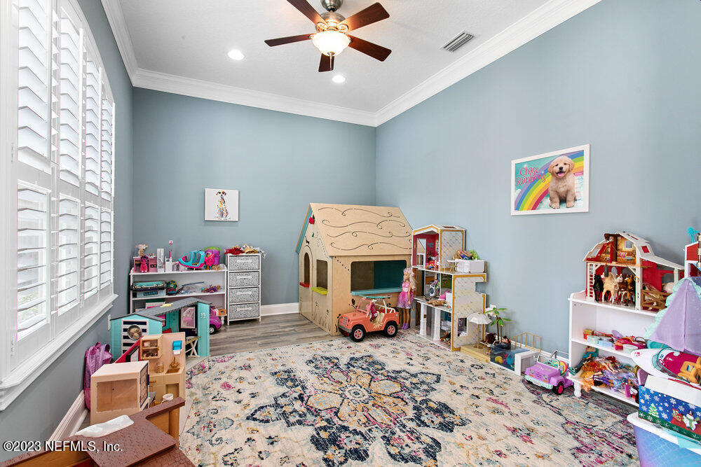 3548 WATERCHASE WAY E