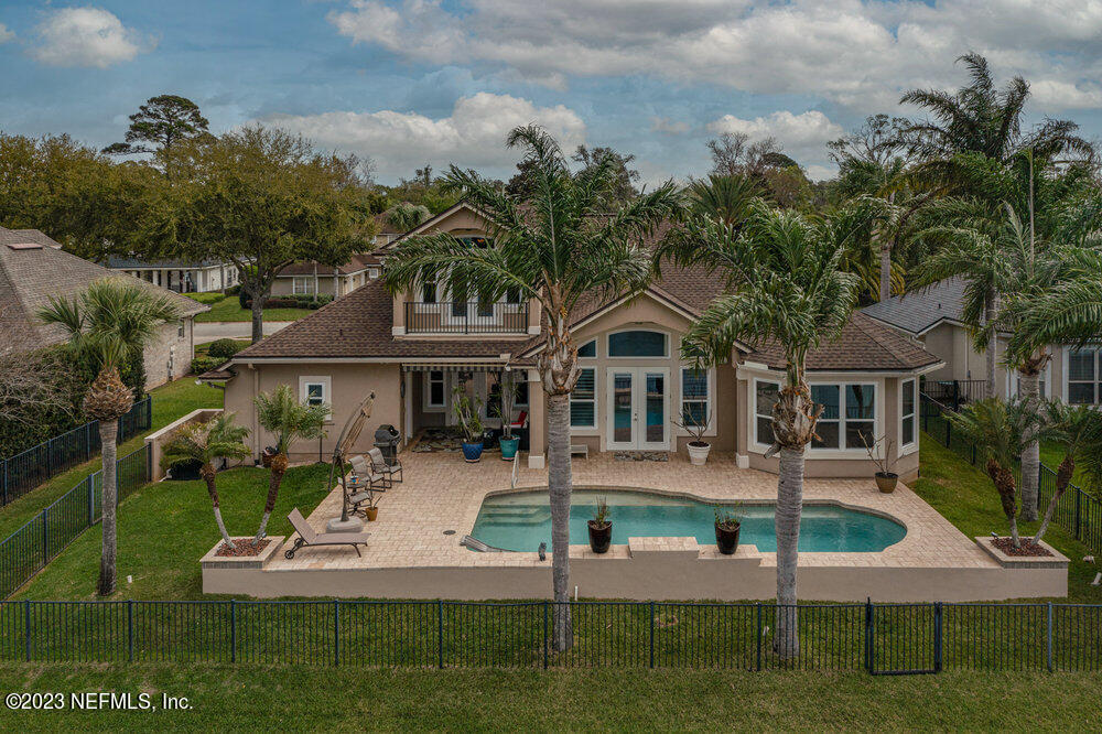 3548 WATERCHASE WAY E