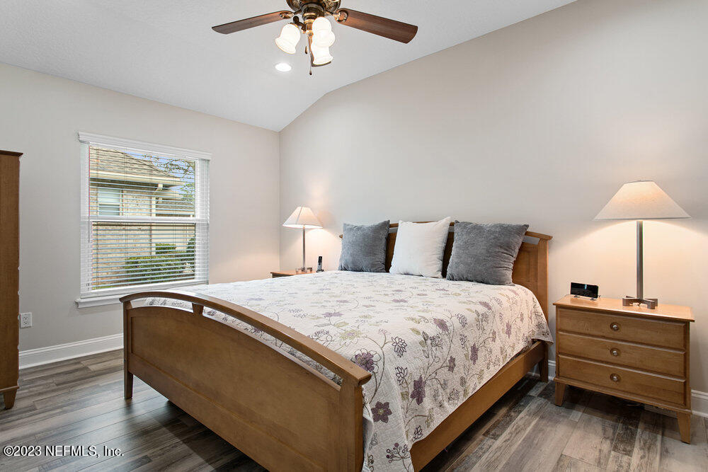 3548 WATERCHASE WAY E