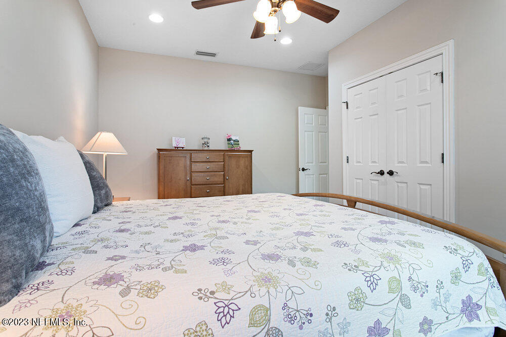 3548 WATERCHASE WAY E