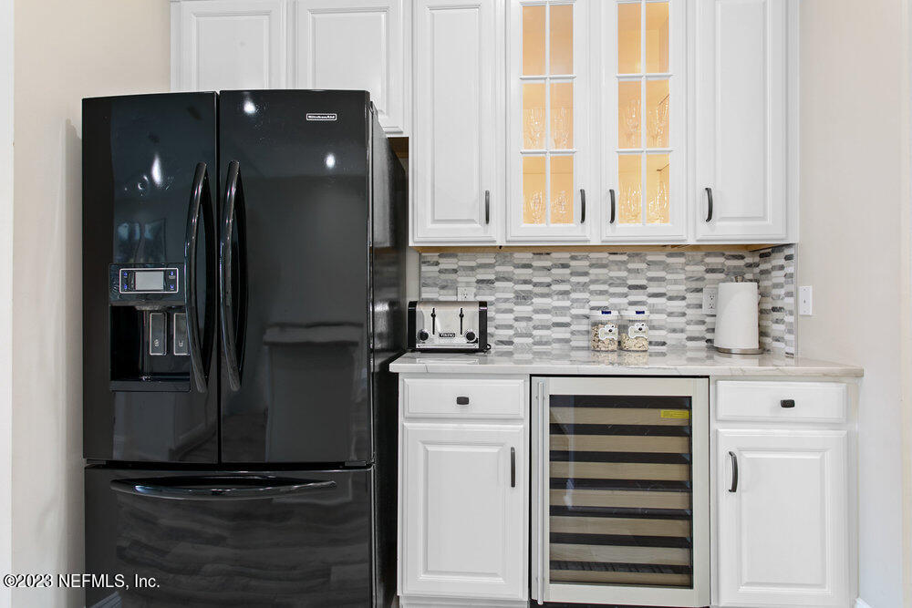 3548 WATERCHASE WAY E