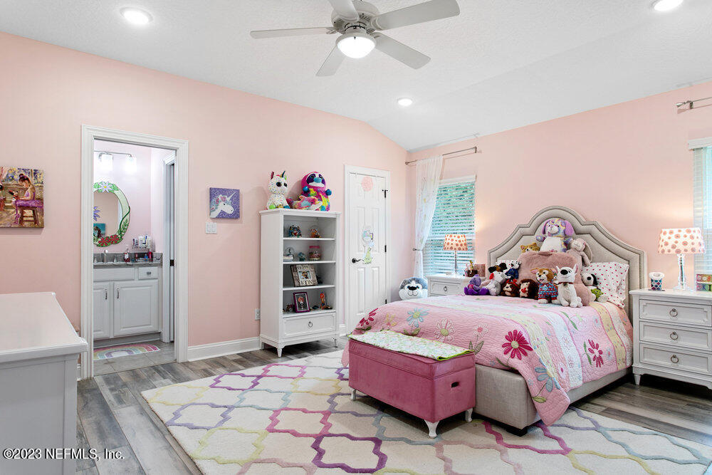 3548 WATERCHASE WAY E