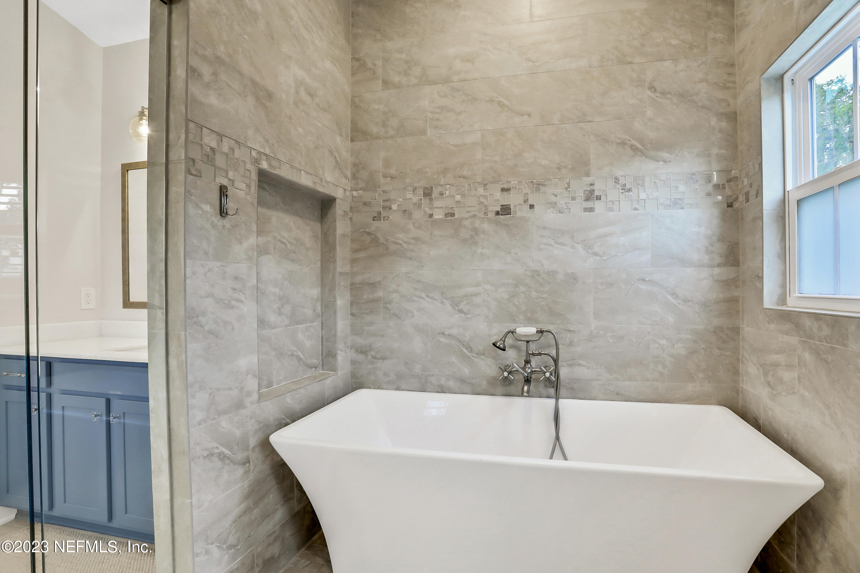 2017 WATERWAY ISLAND LN