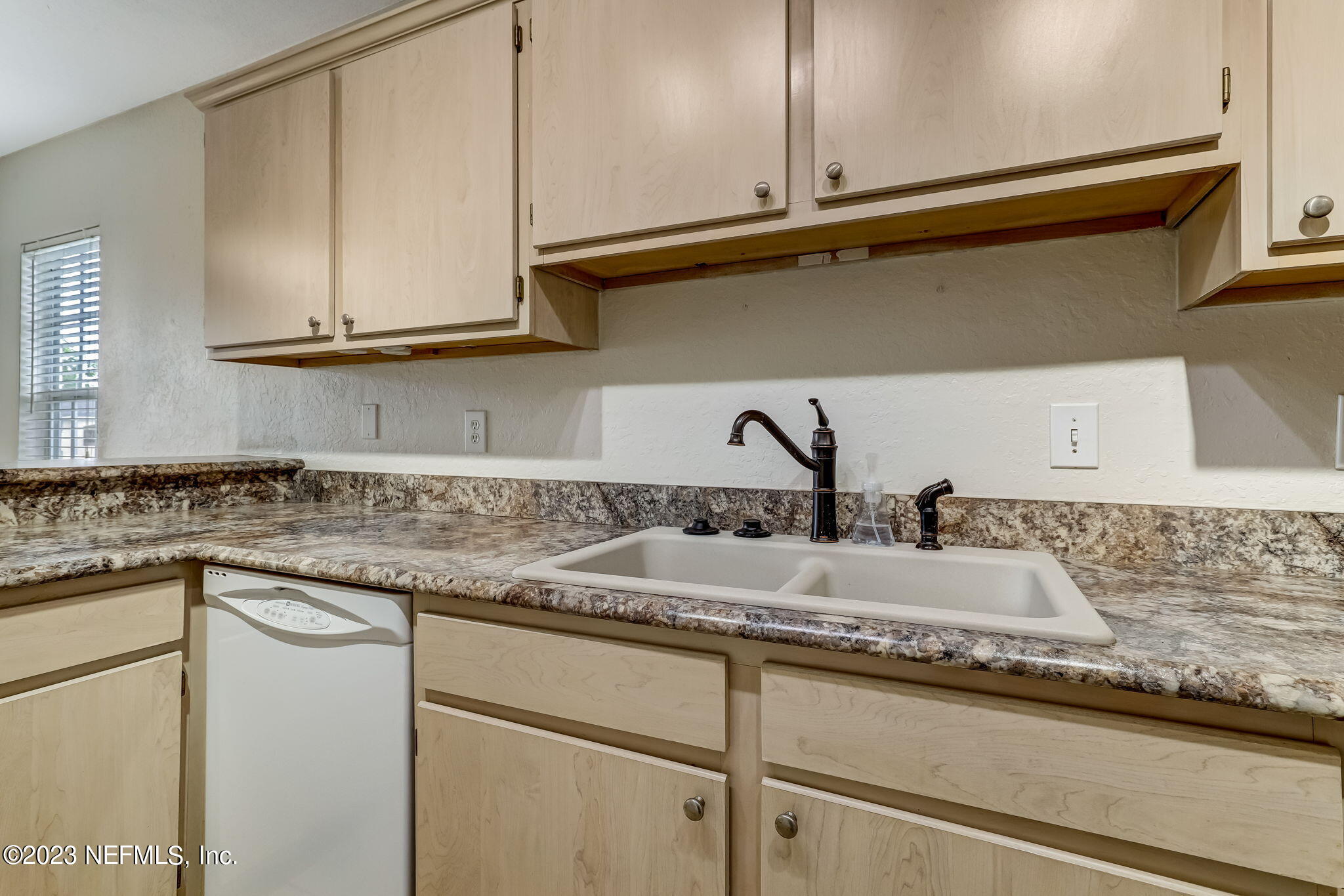 1701 THE GREENS WAY Unit: 432