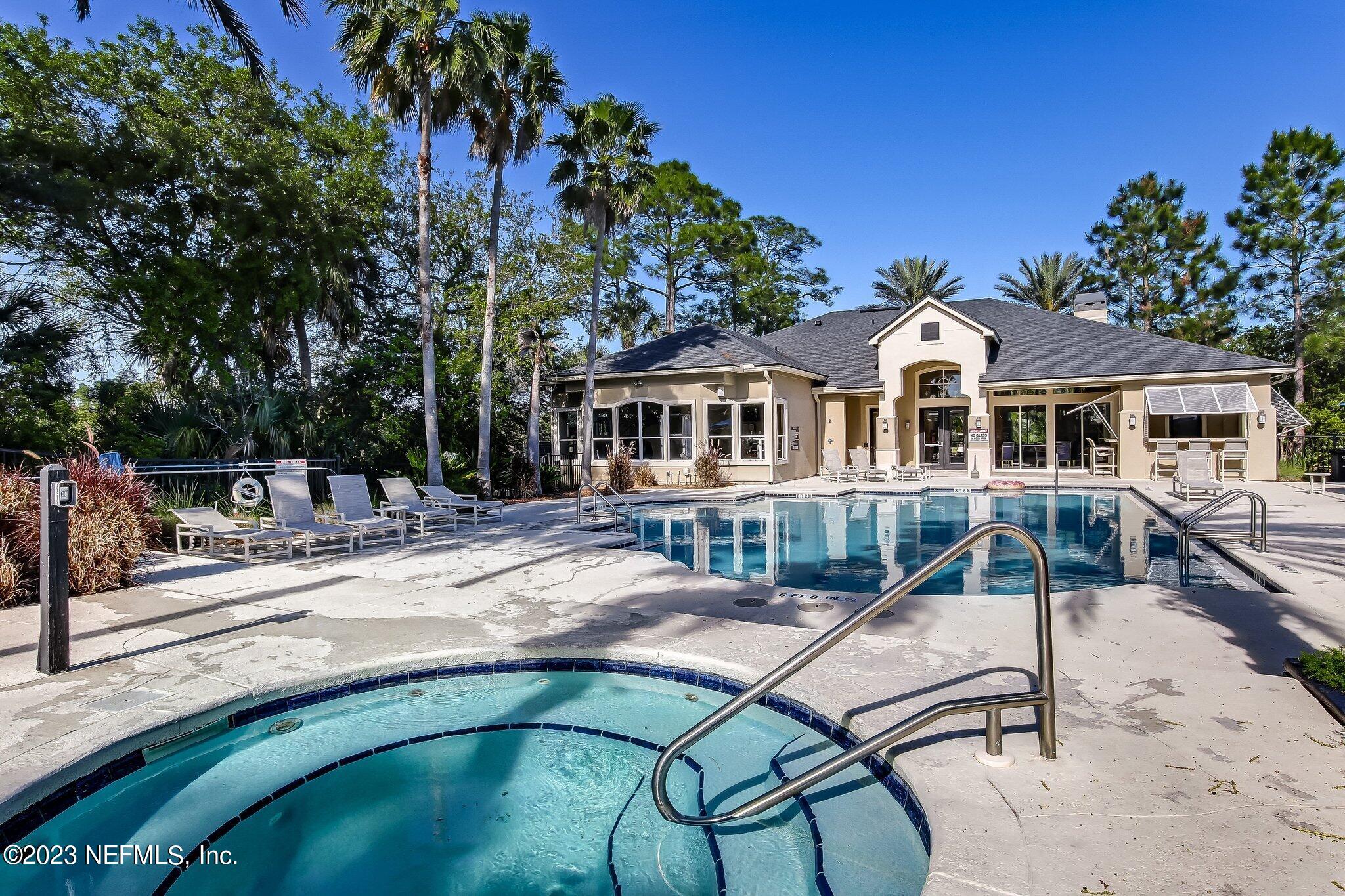 1701 THE GREENS WAY Unit: 432