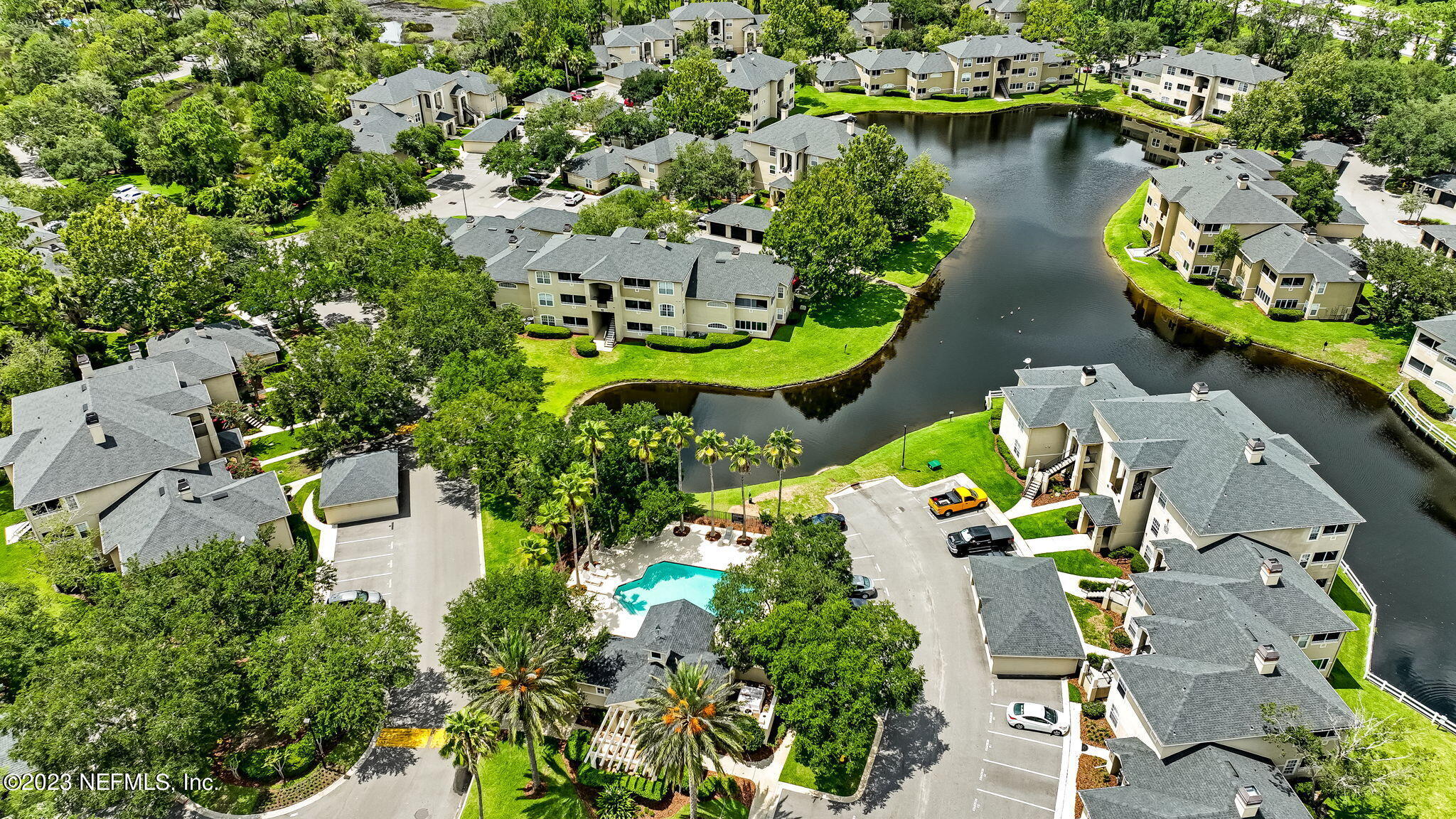 1701 THE GREENS WAY Unit: 432