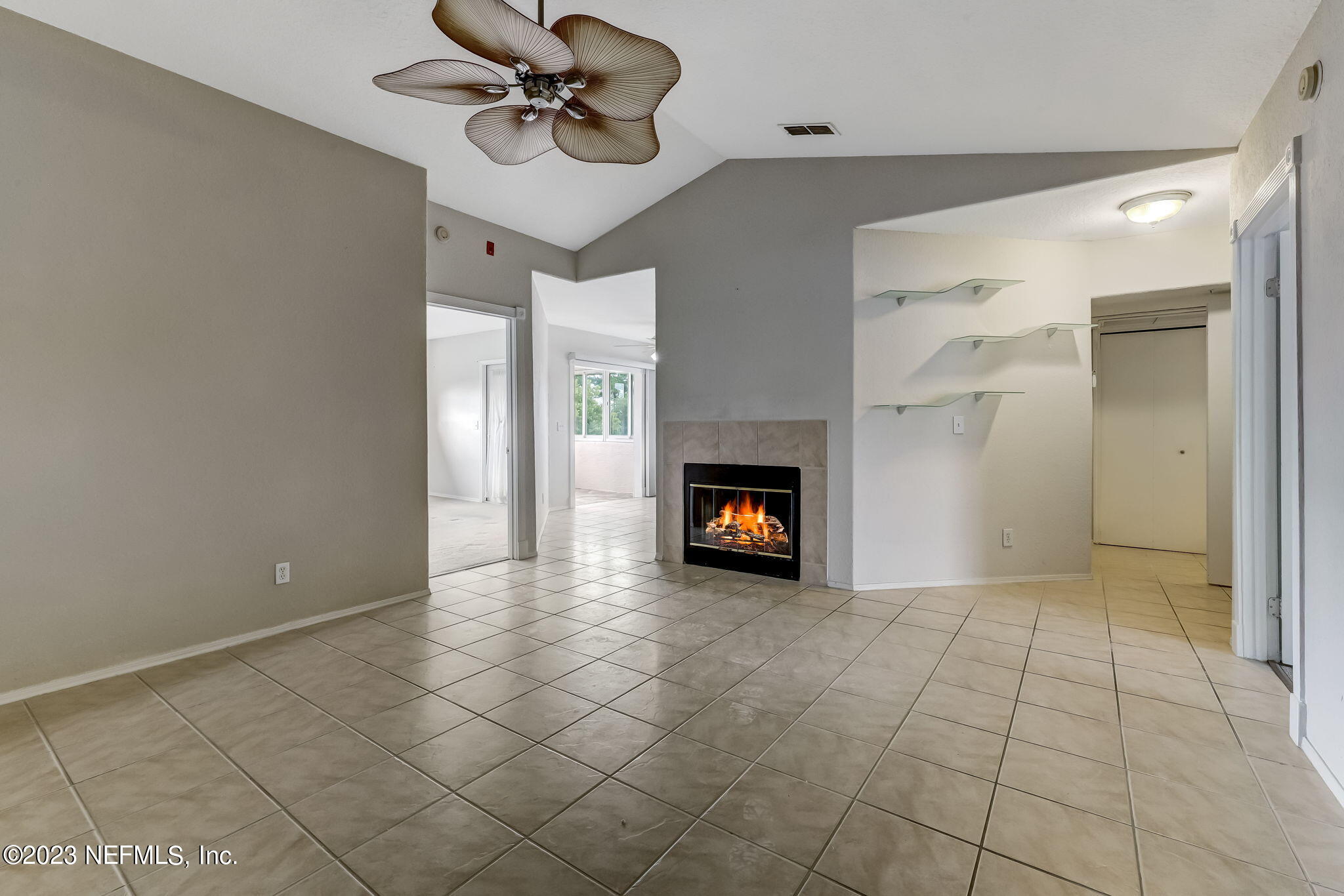 1701 THE GREENS WAY Unit: 432