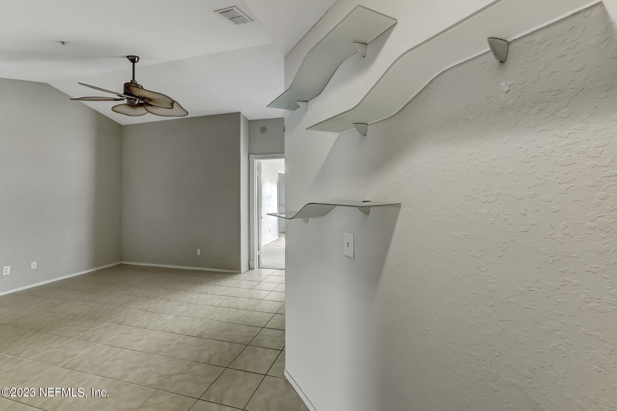 1701 THE GREENS WAY Unit: 432