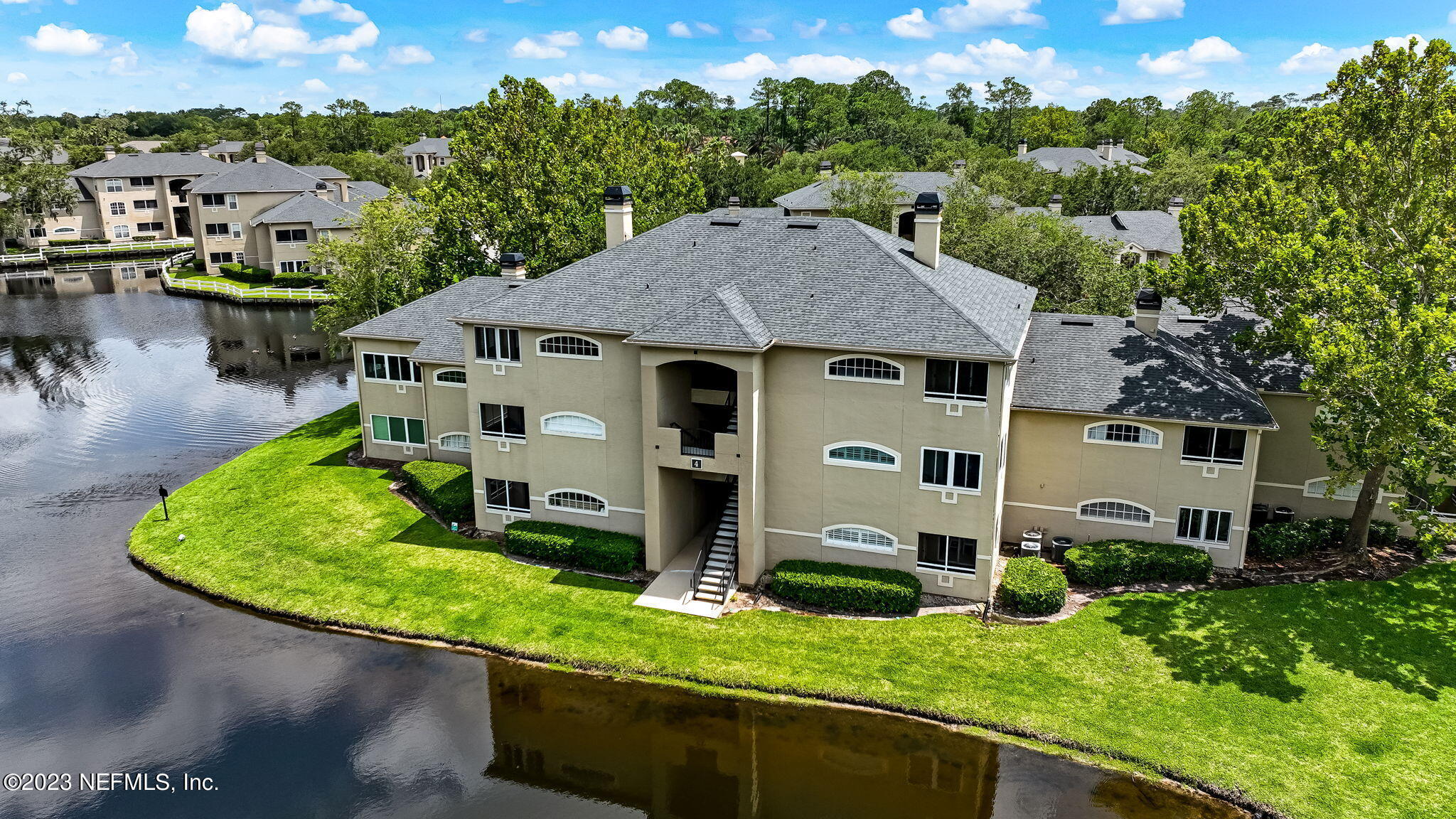 1701 THE GREENS WAY Unit: 432