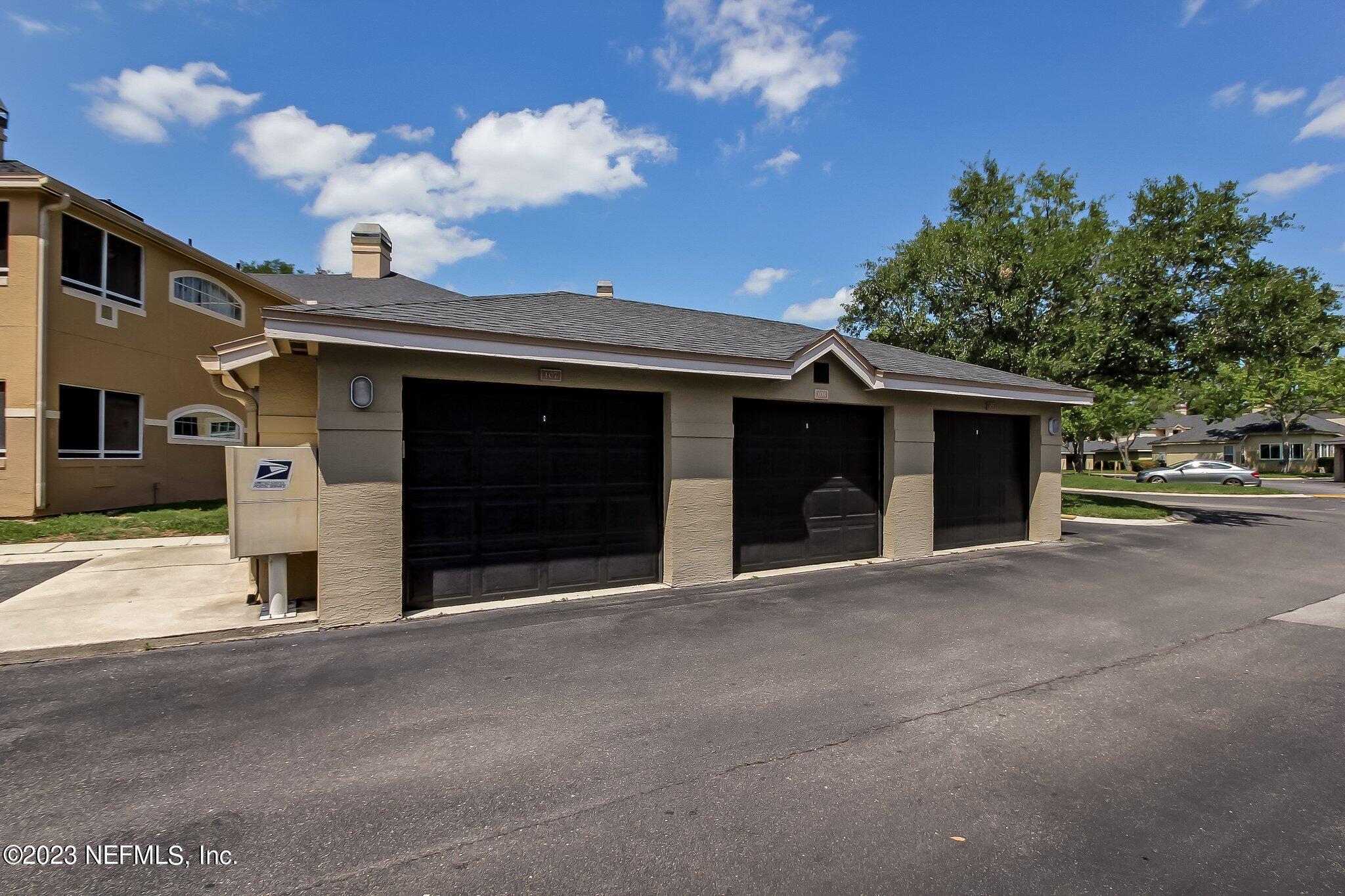 1701 THE GREENS WAY Unit: 432