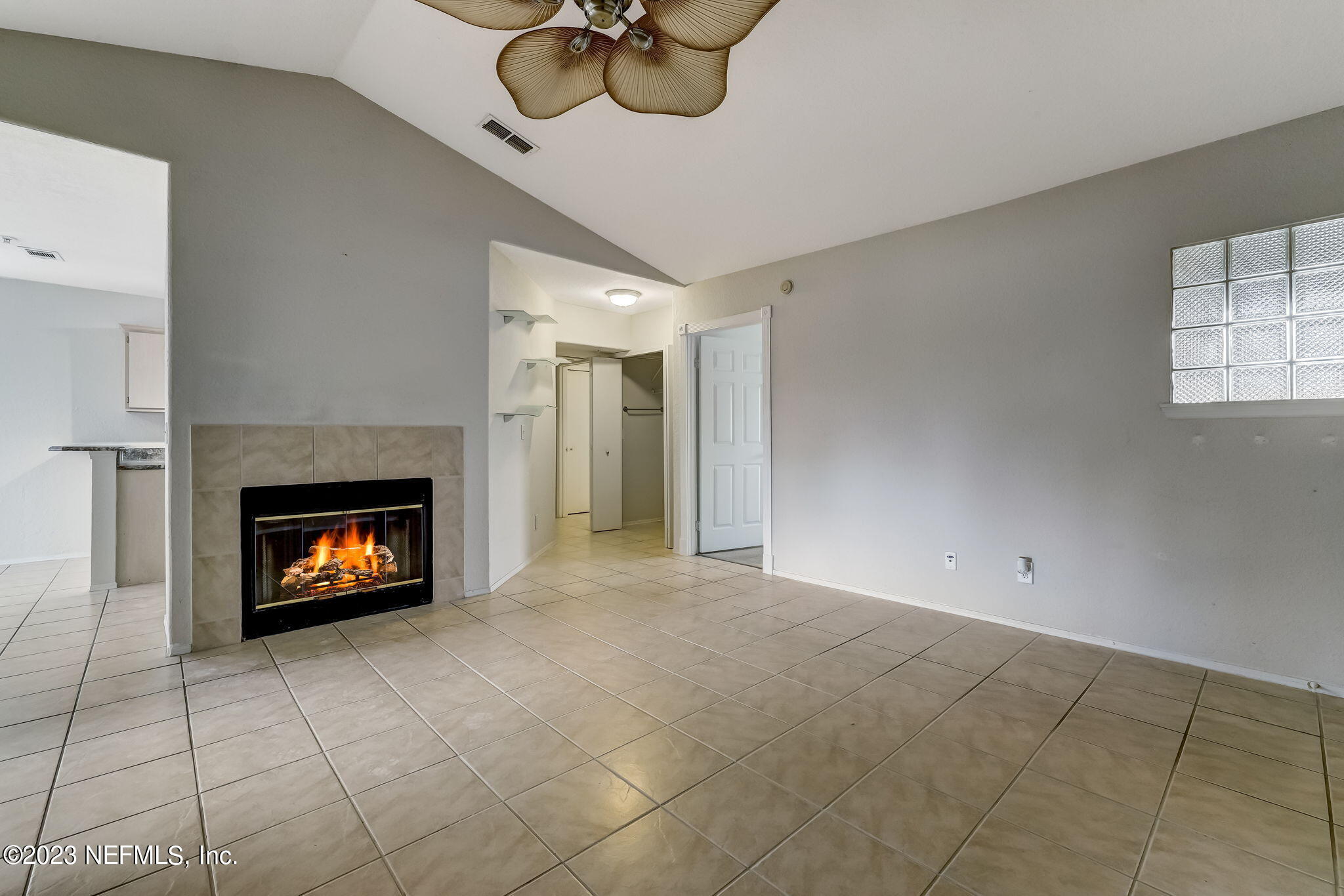 1701 THE GREENS WAY Unit: 432