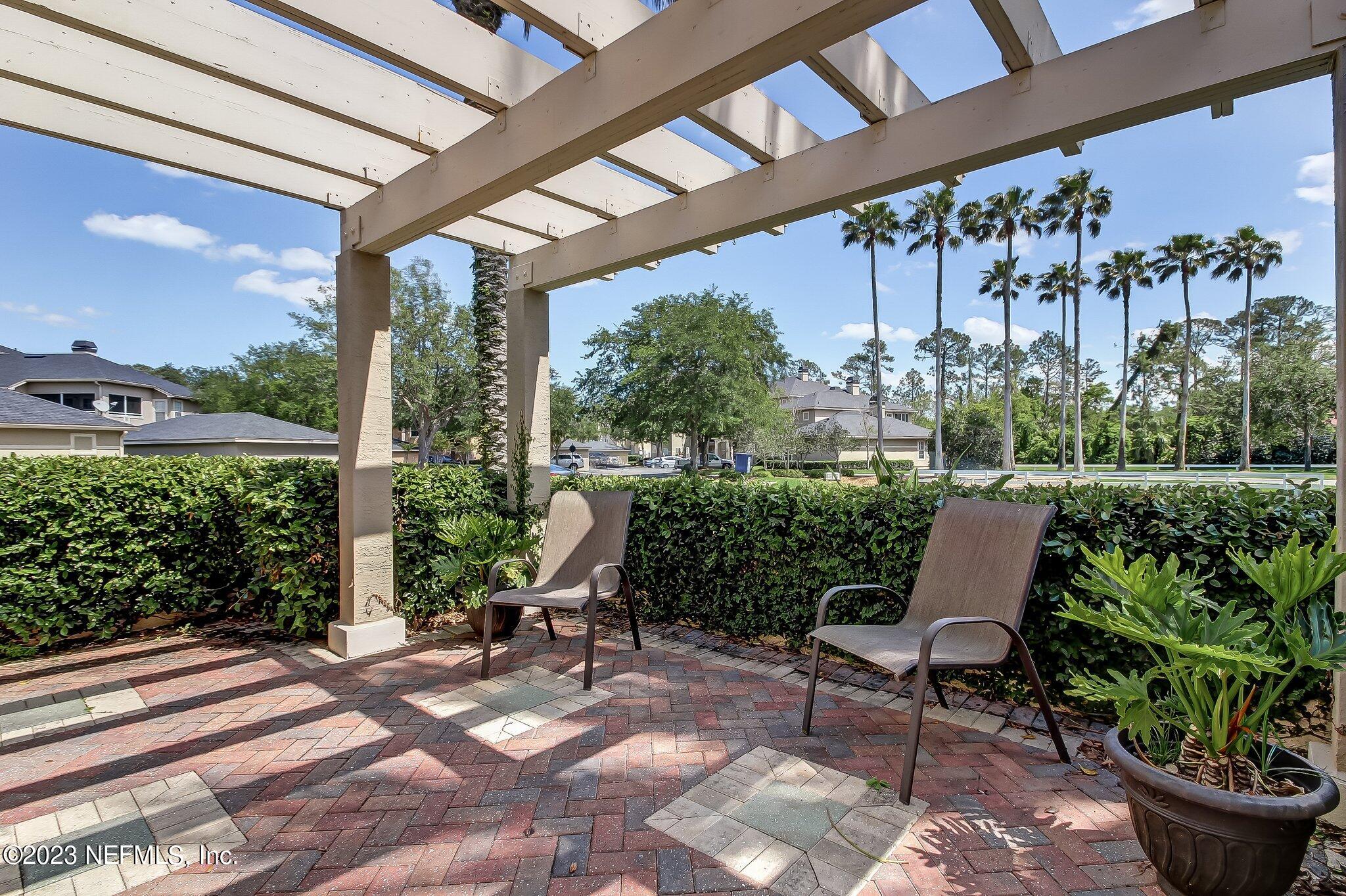 1701 THE GREENS WAY Unit: 432