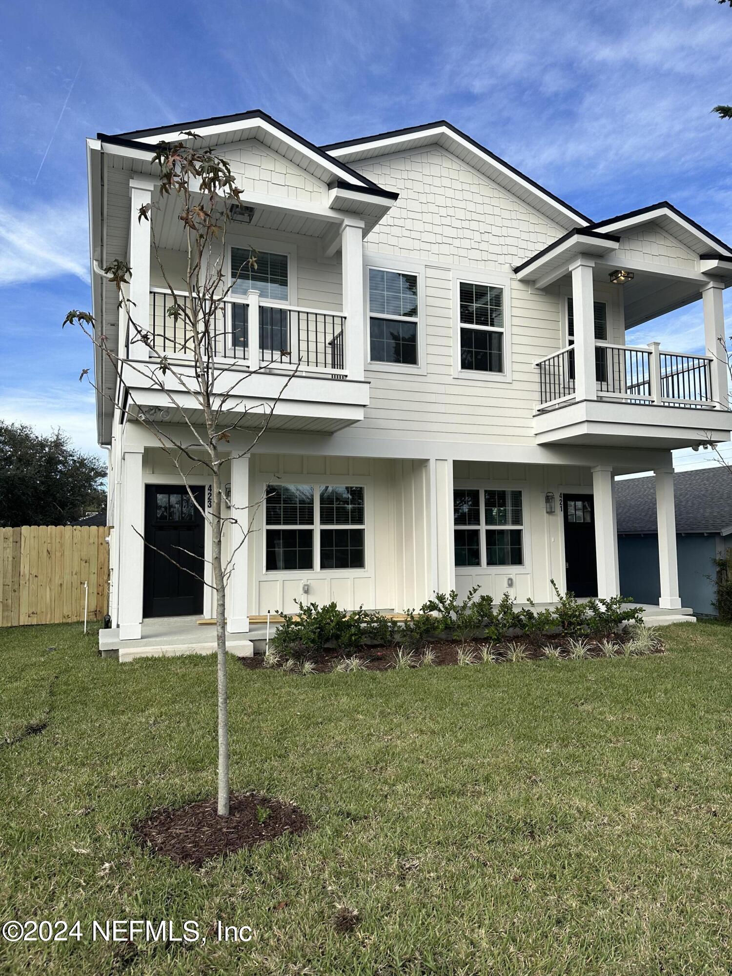 421-423 4TH Avenue N