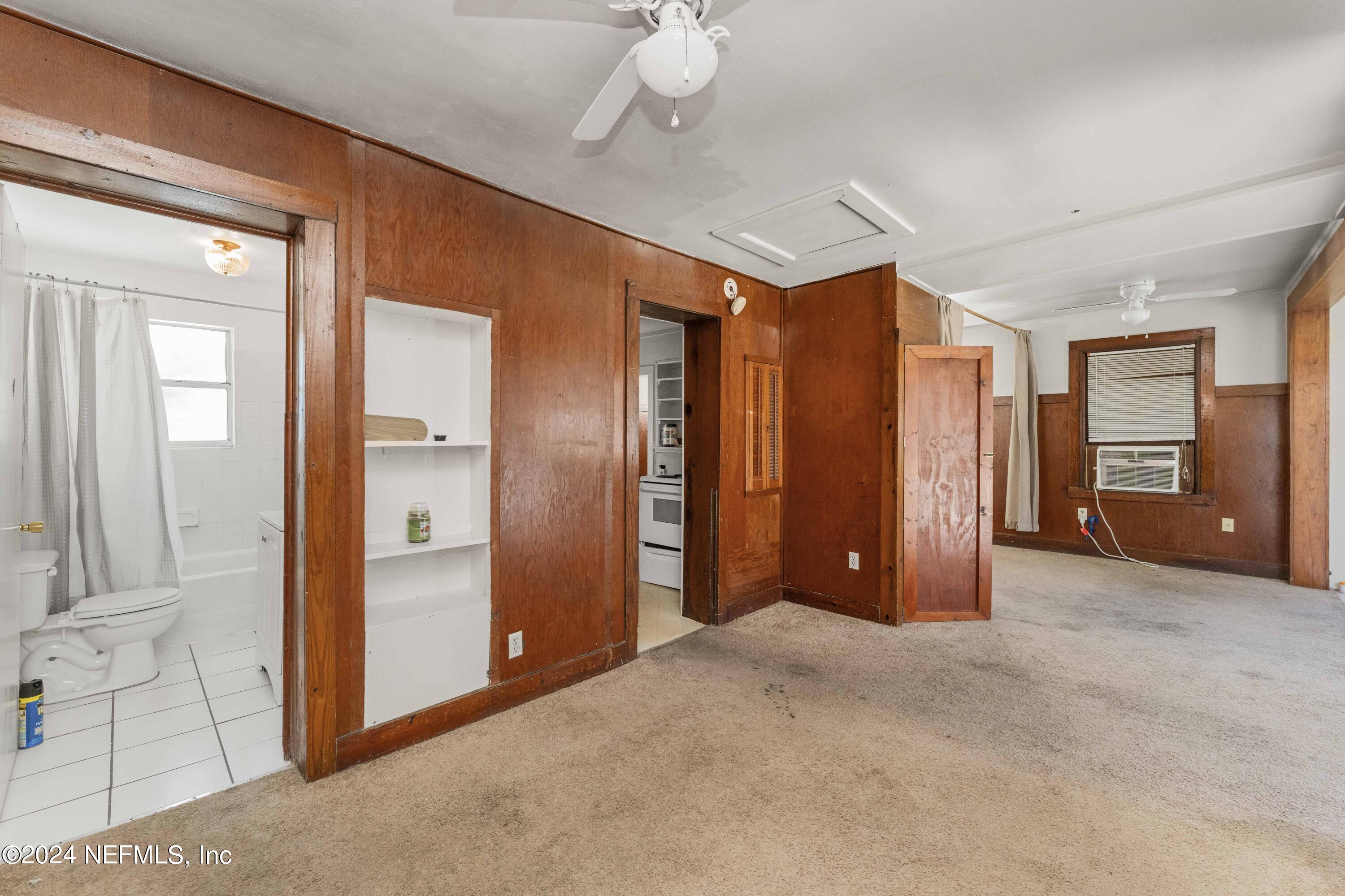 835 5TH Street N