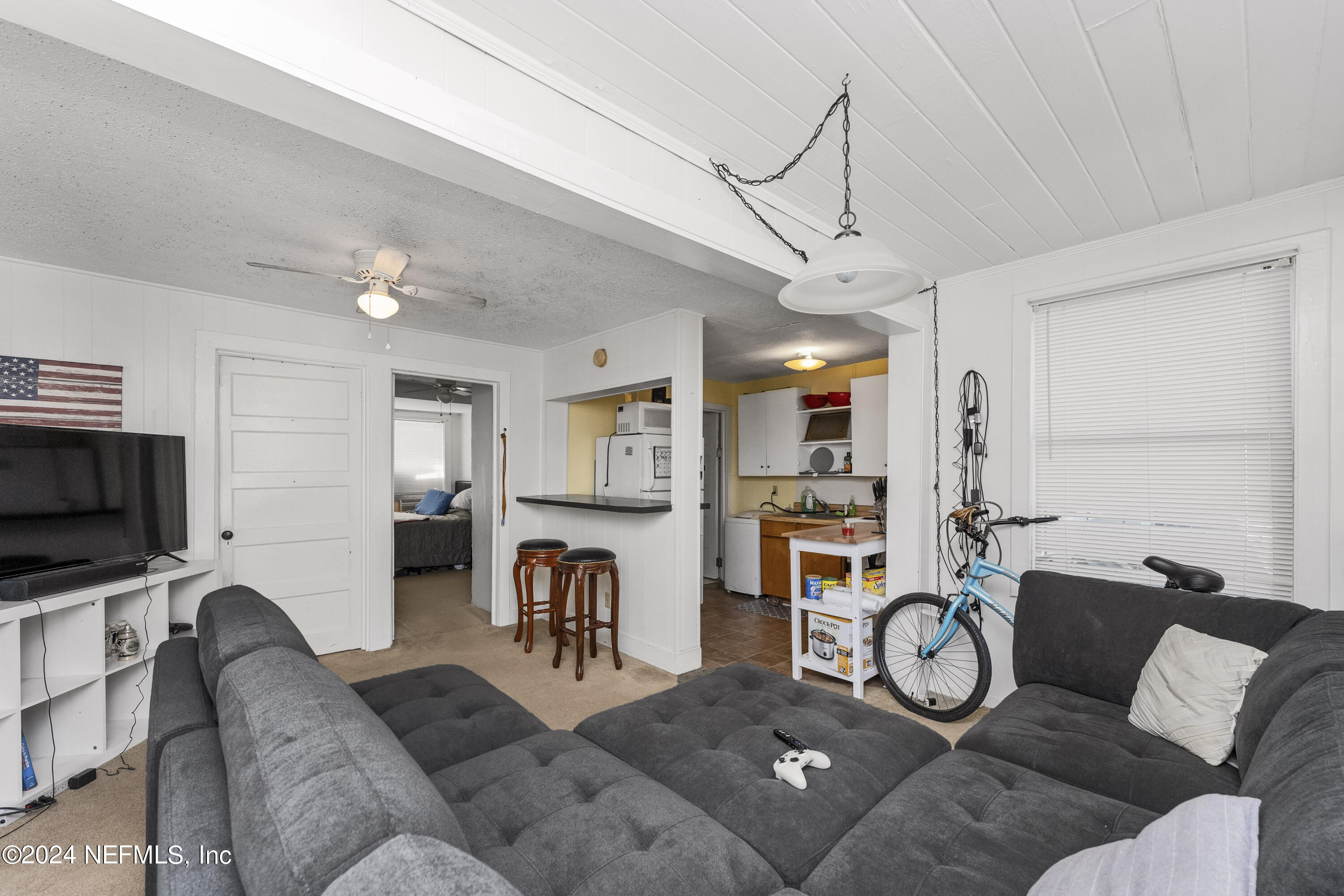 835 5TH Street N