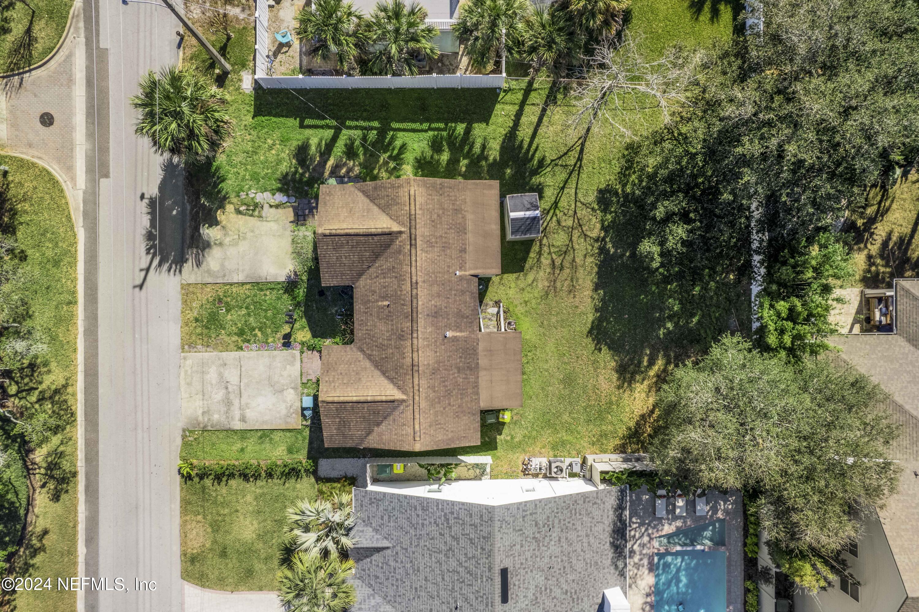 835 5TH Street N