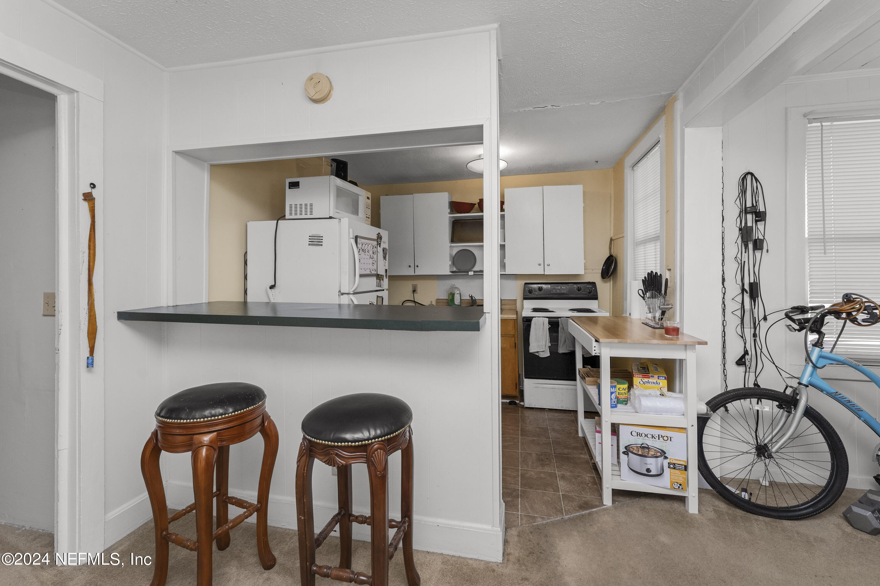 835 5TH Street N