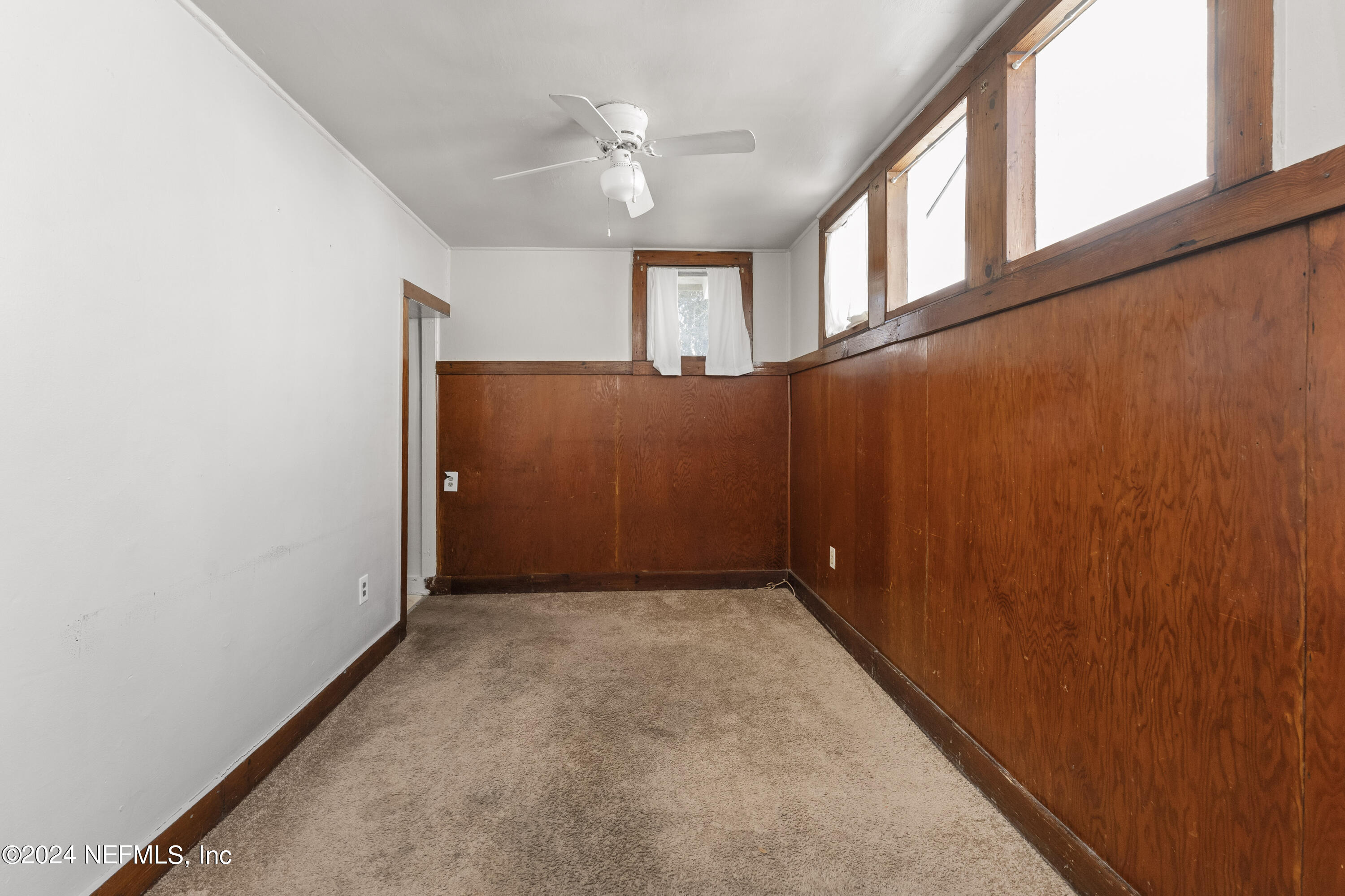 835 5TH Street N