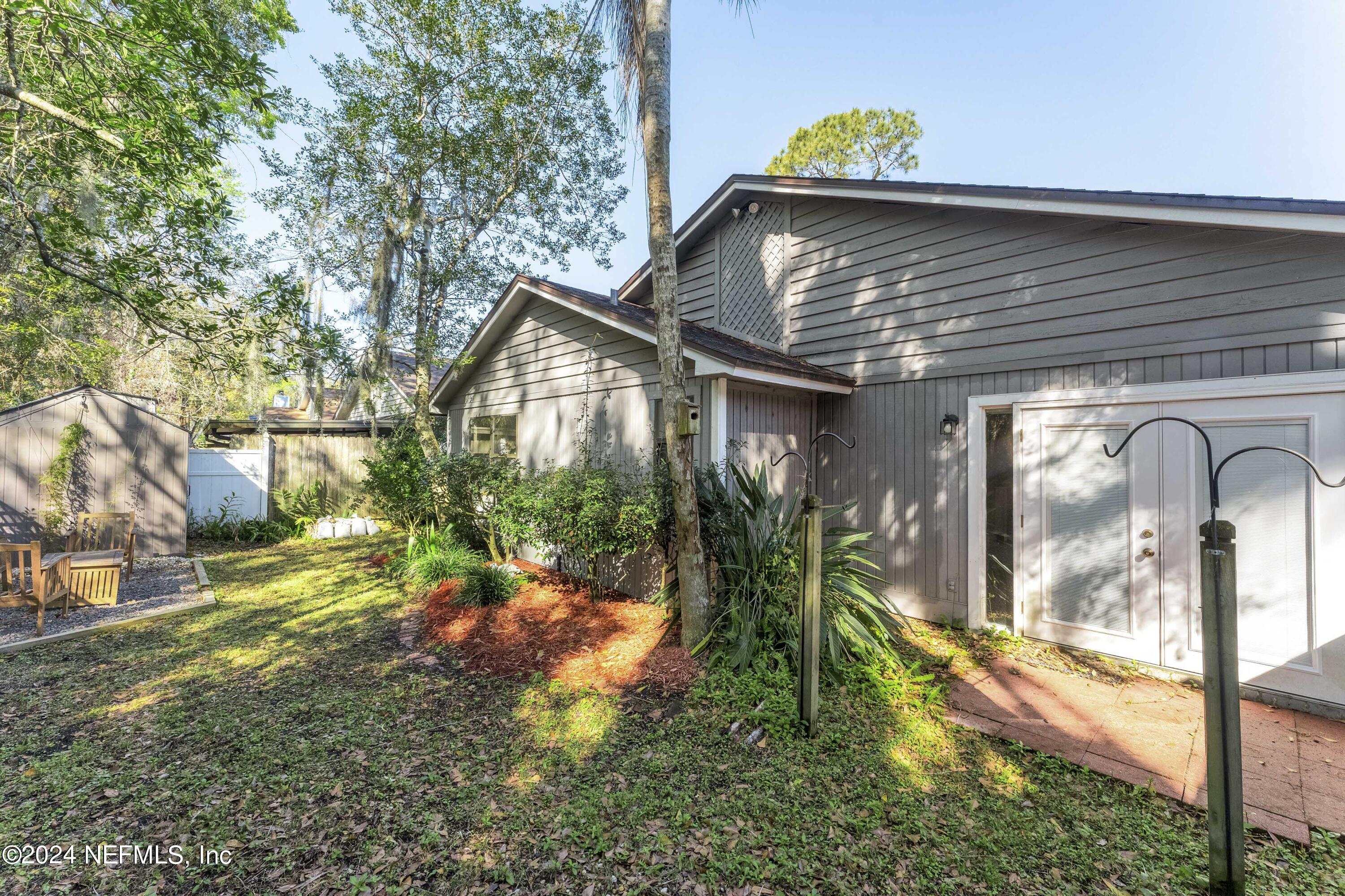 4346 LAKE WOODBOURNE Drive S