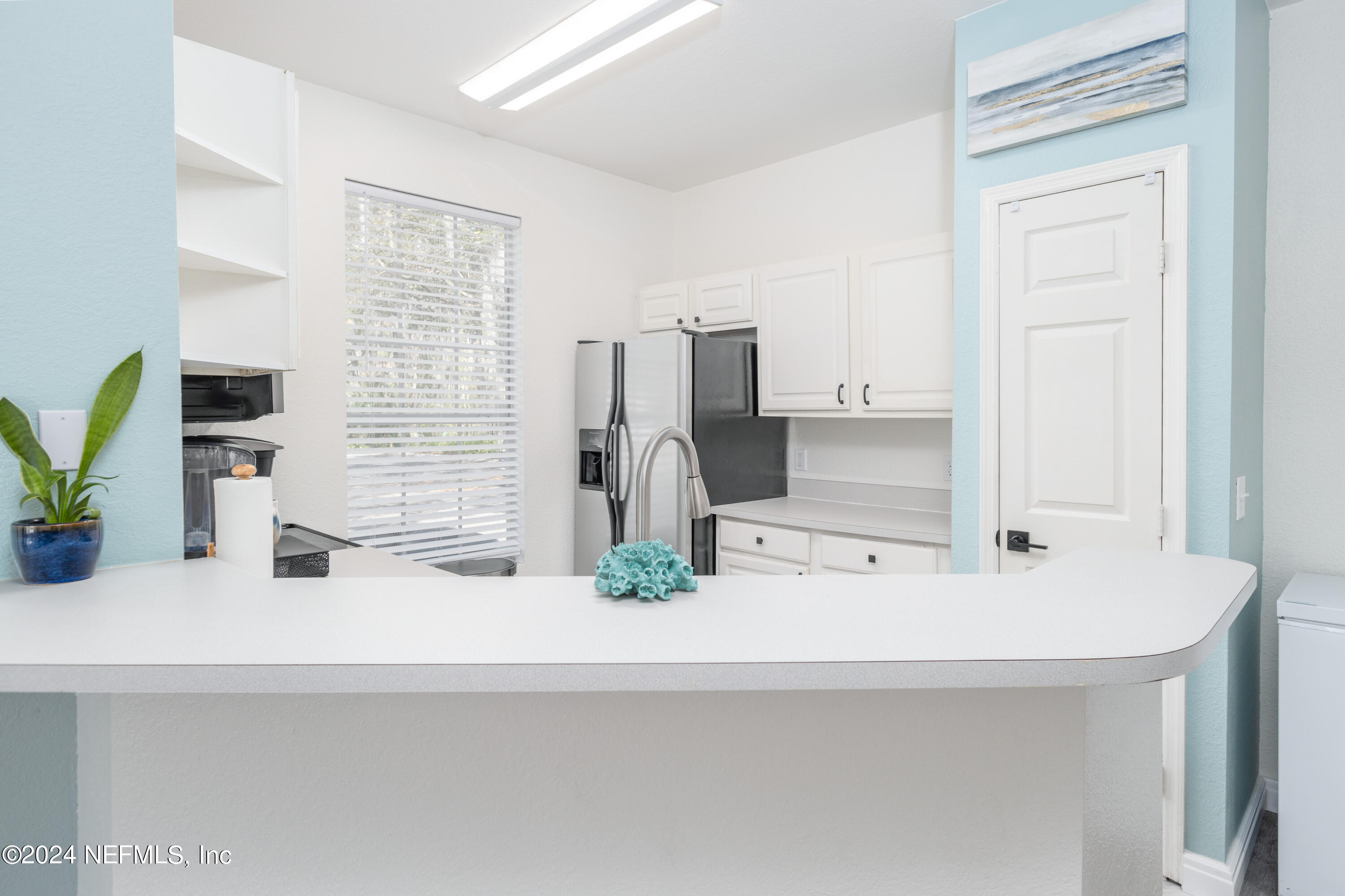 13703 RICHMOND PARK Drive, 2302