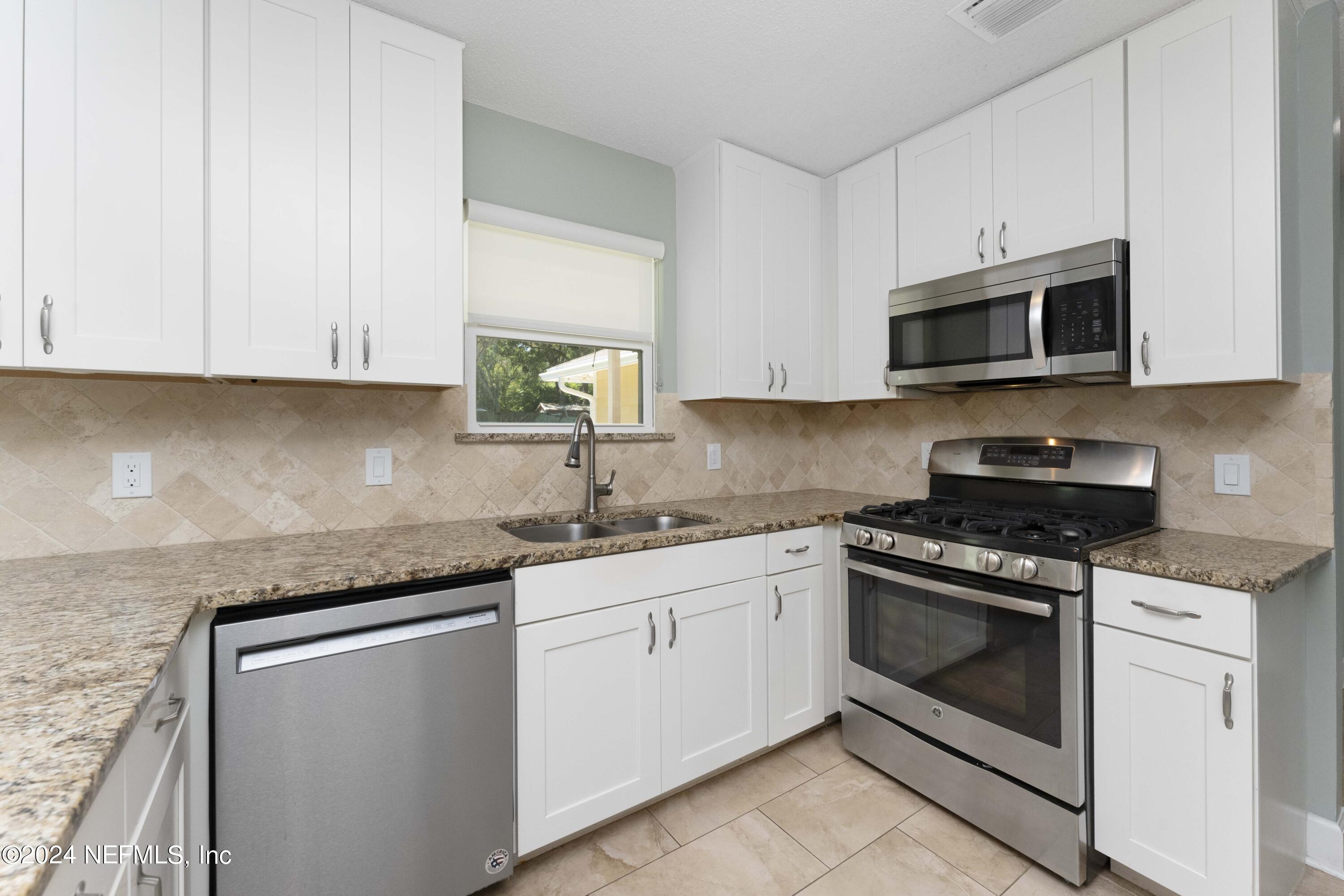 329 15TH Street N