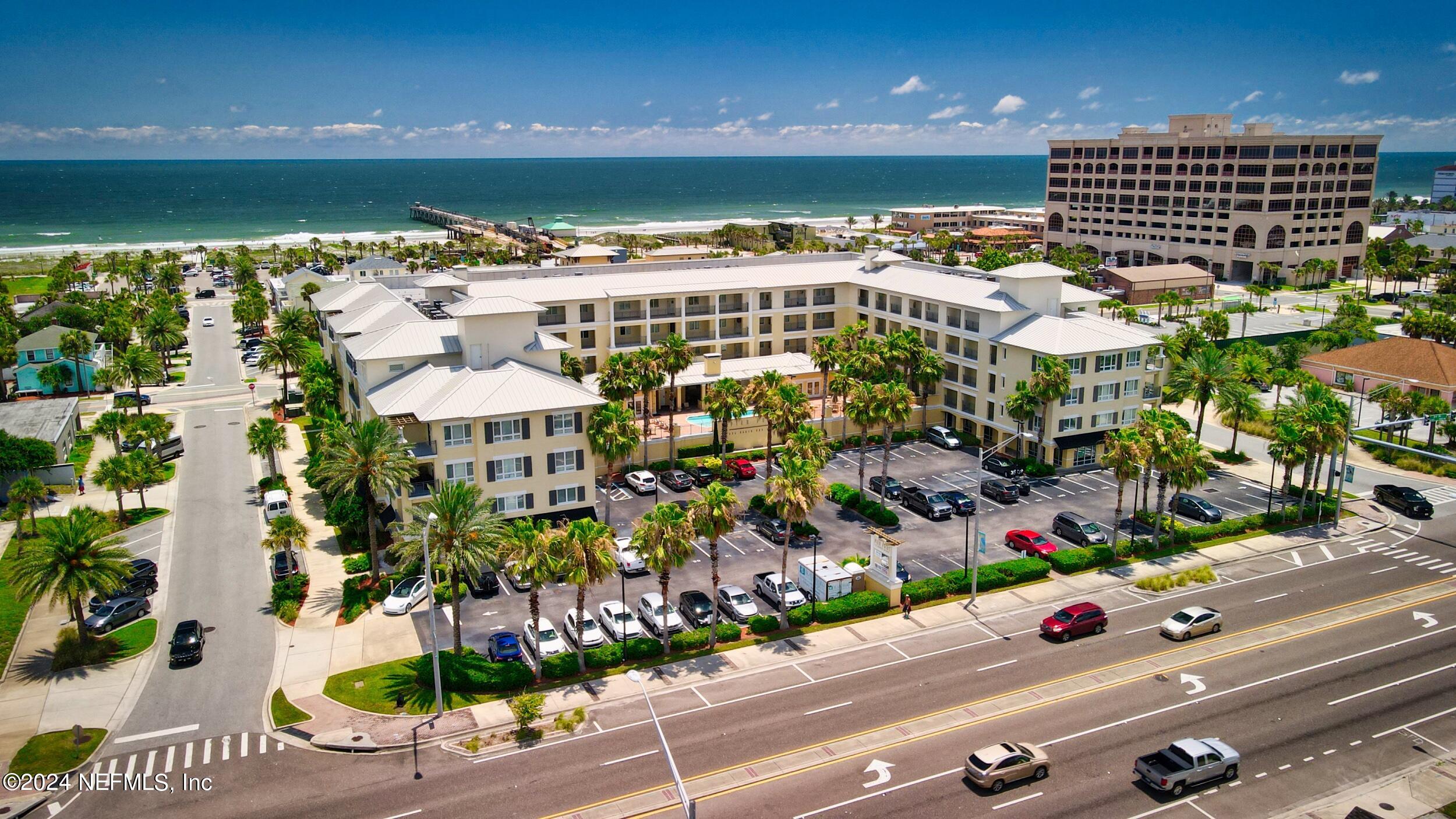 525 3RD Street N, 309