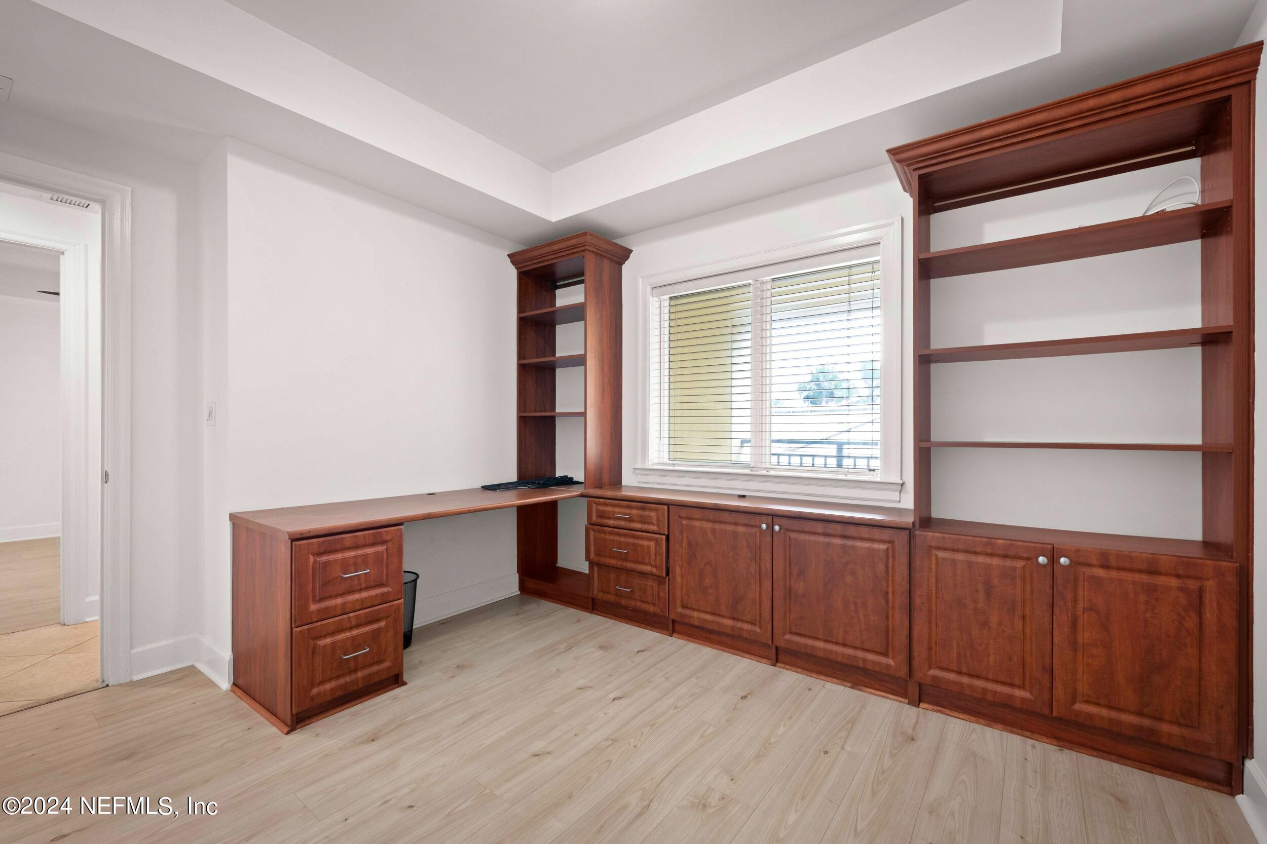 525 3RD Street N, 309