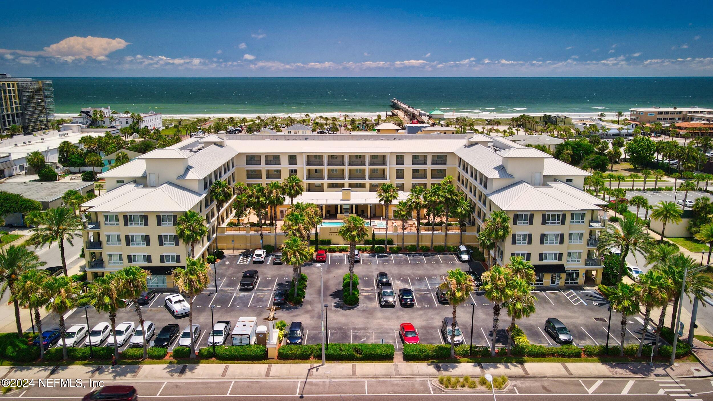 525 3RD Street N, 309