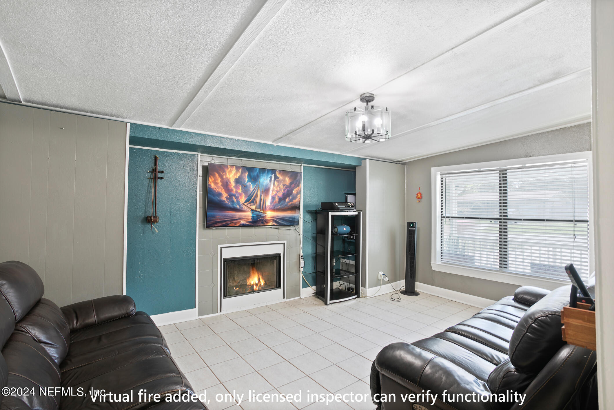 3044 NEWELL Boulevard