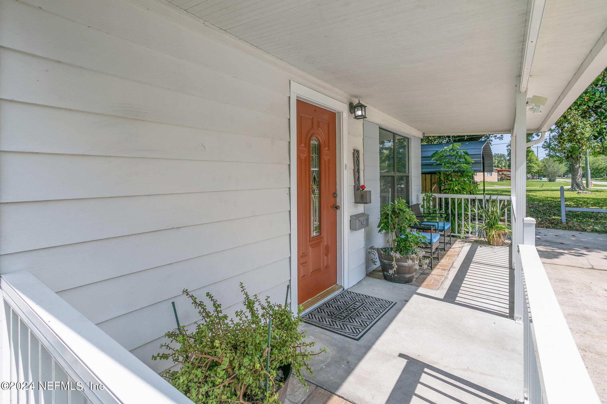 3044 NEWELL Boulevard