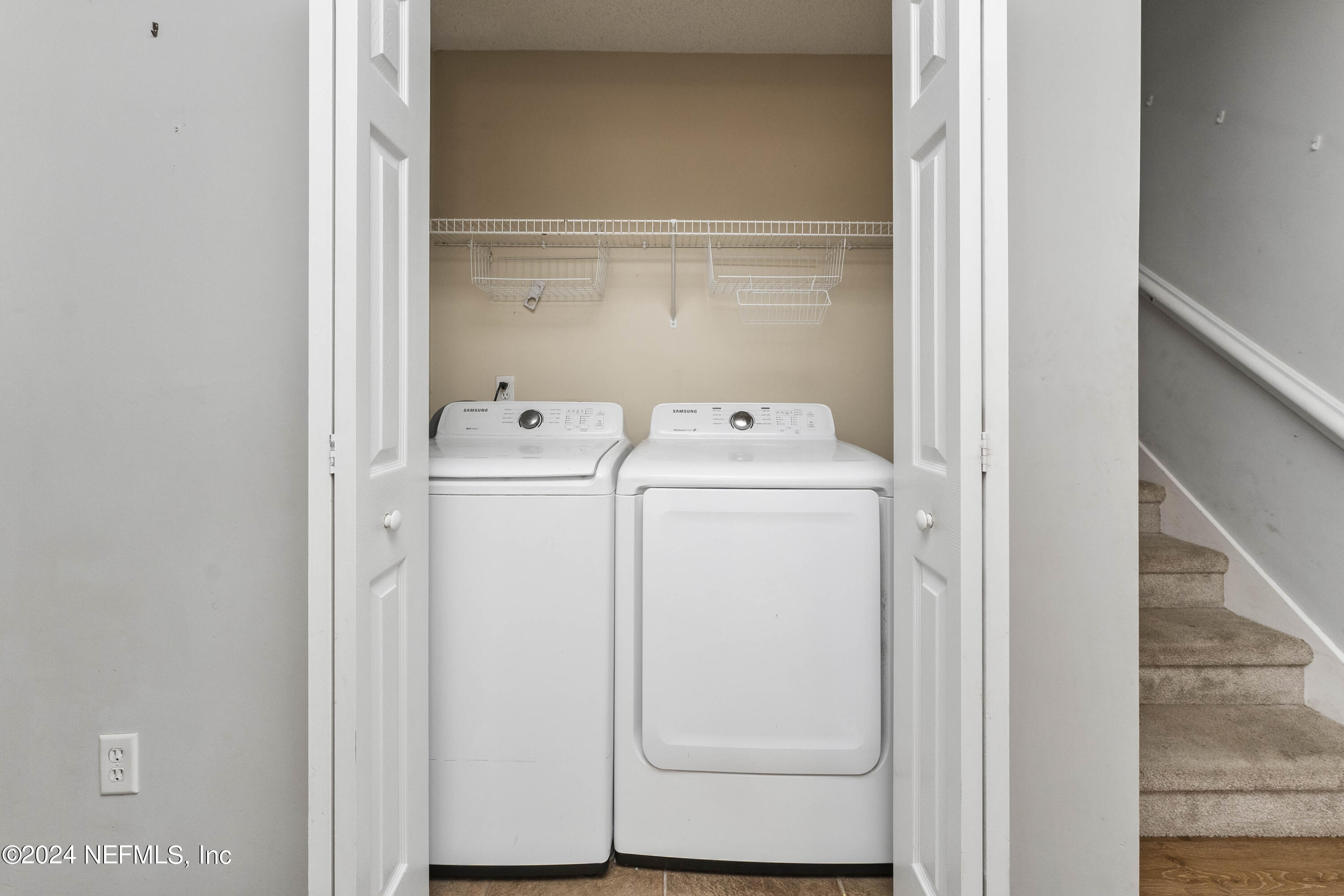 587 SELVA LAKES Circle