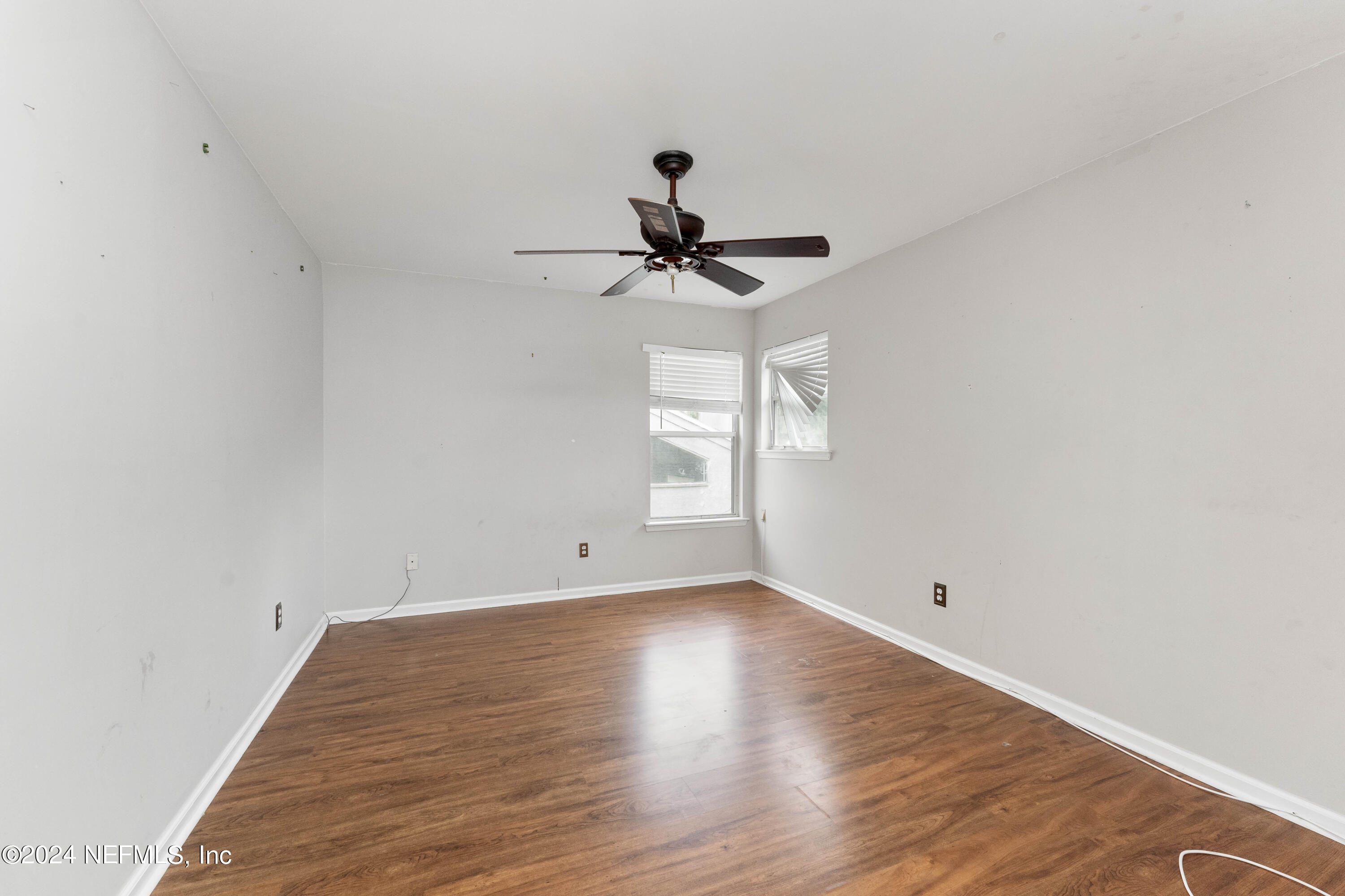 587 SELVA LAKES Circle