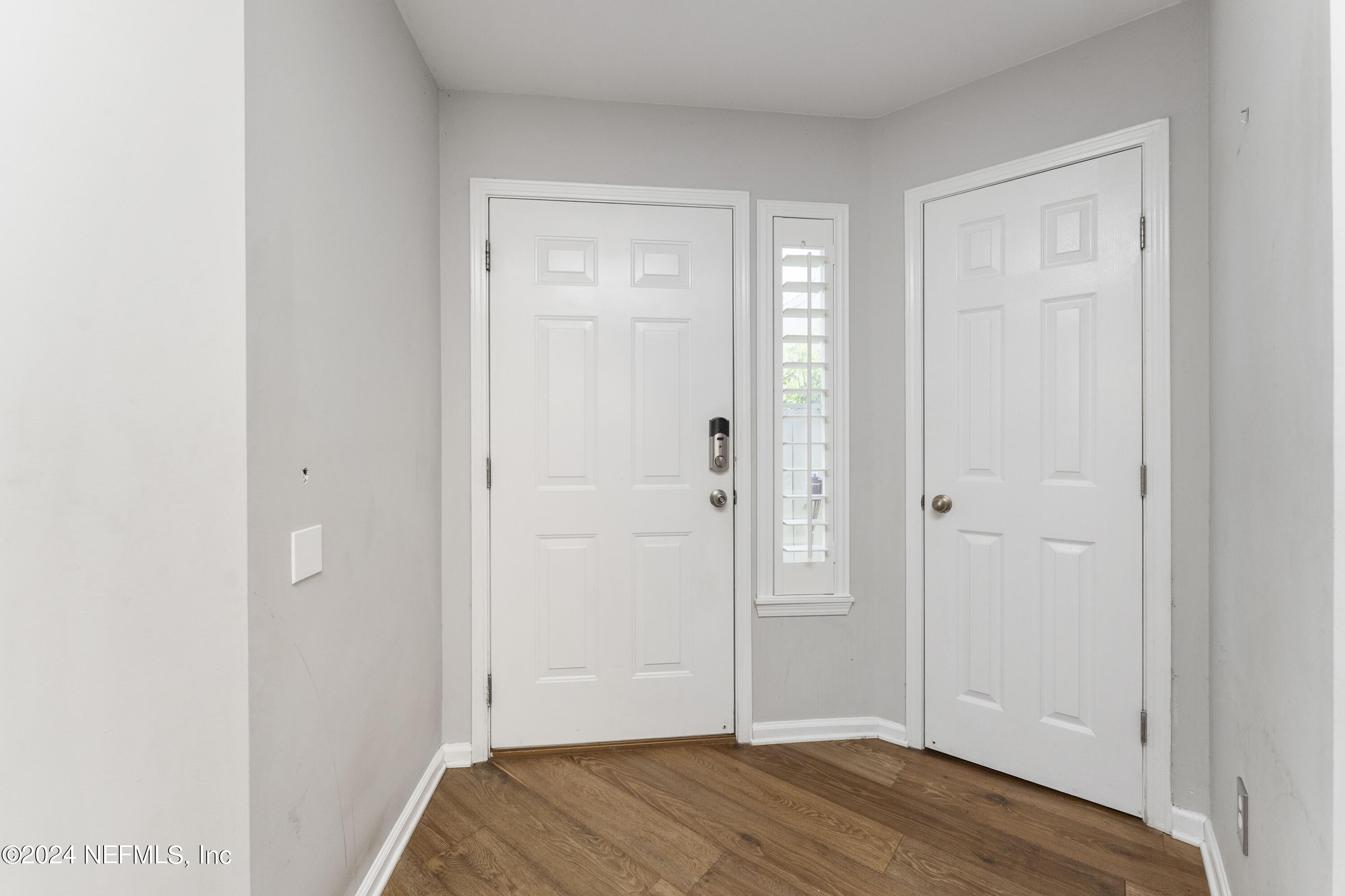 587 SELVA LAKES Circle