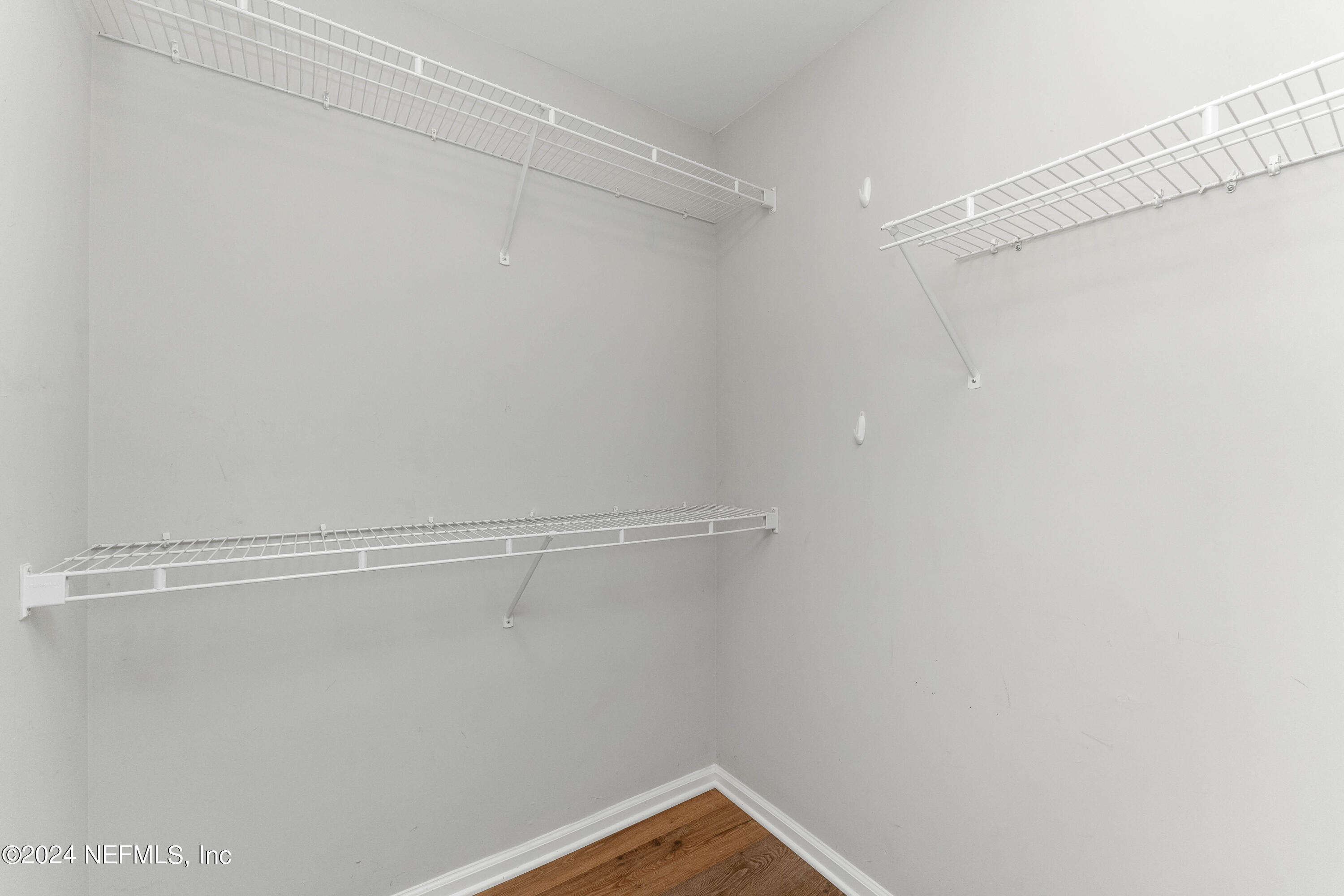 587 SELVA LAKES Circle