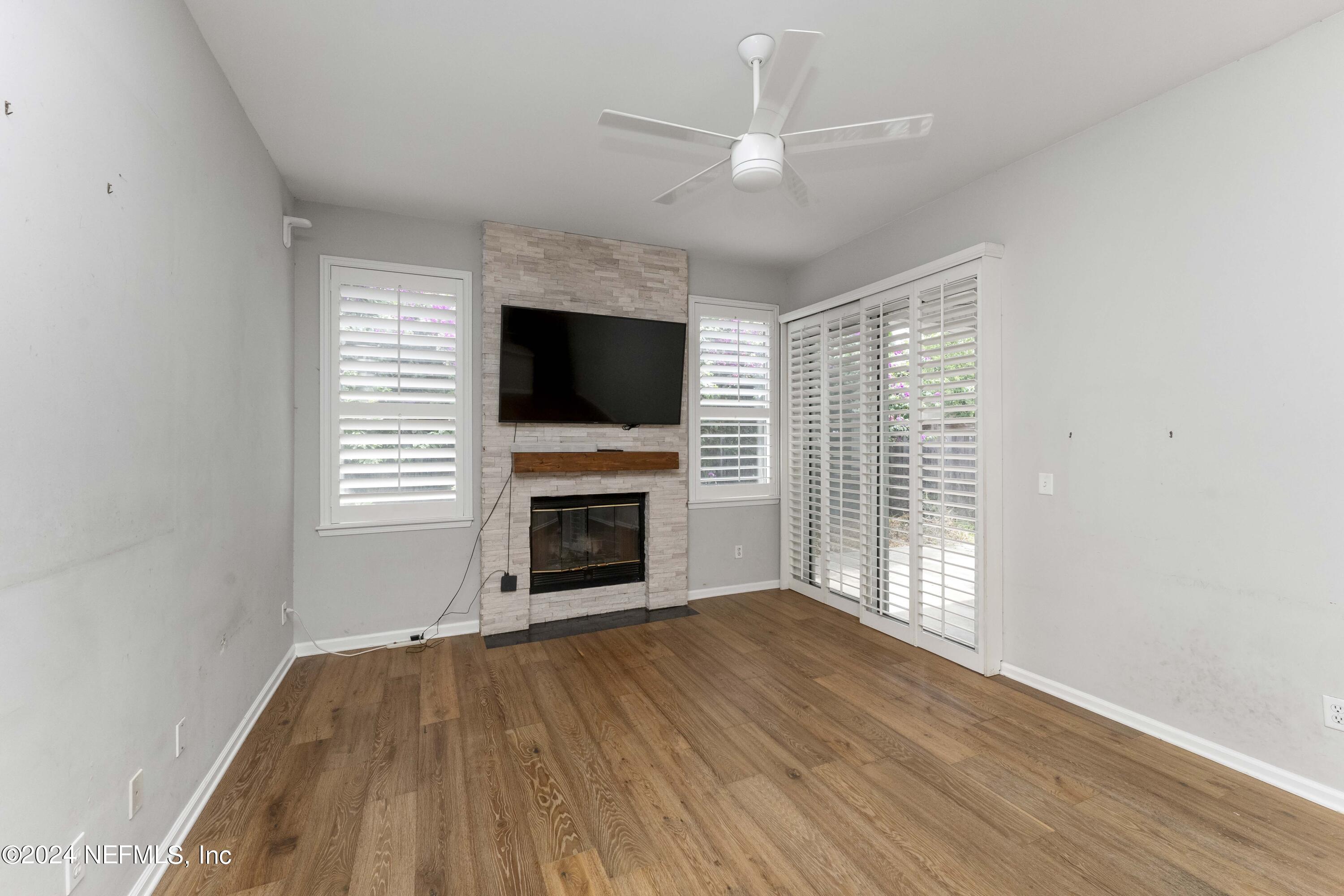 587 SELVA LAKES Circle