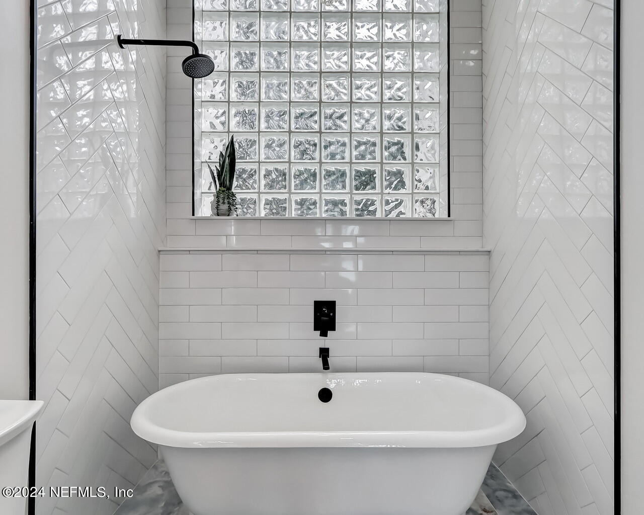 14192 TOMAS POINT Lane